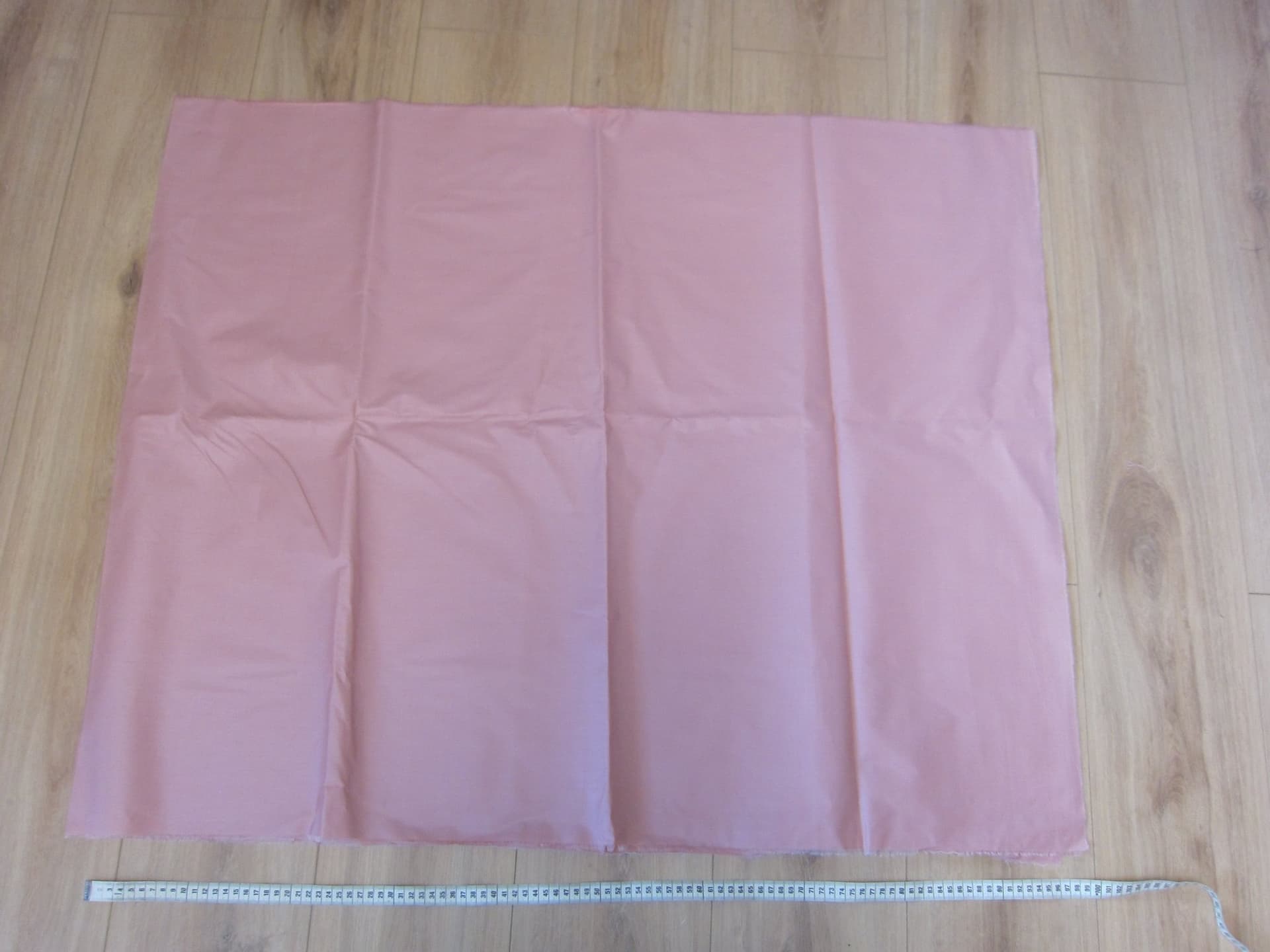 Dovt rosa tyg ca 206x 82cm - ej bomull