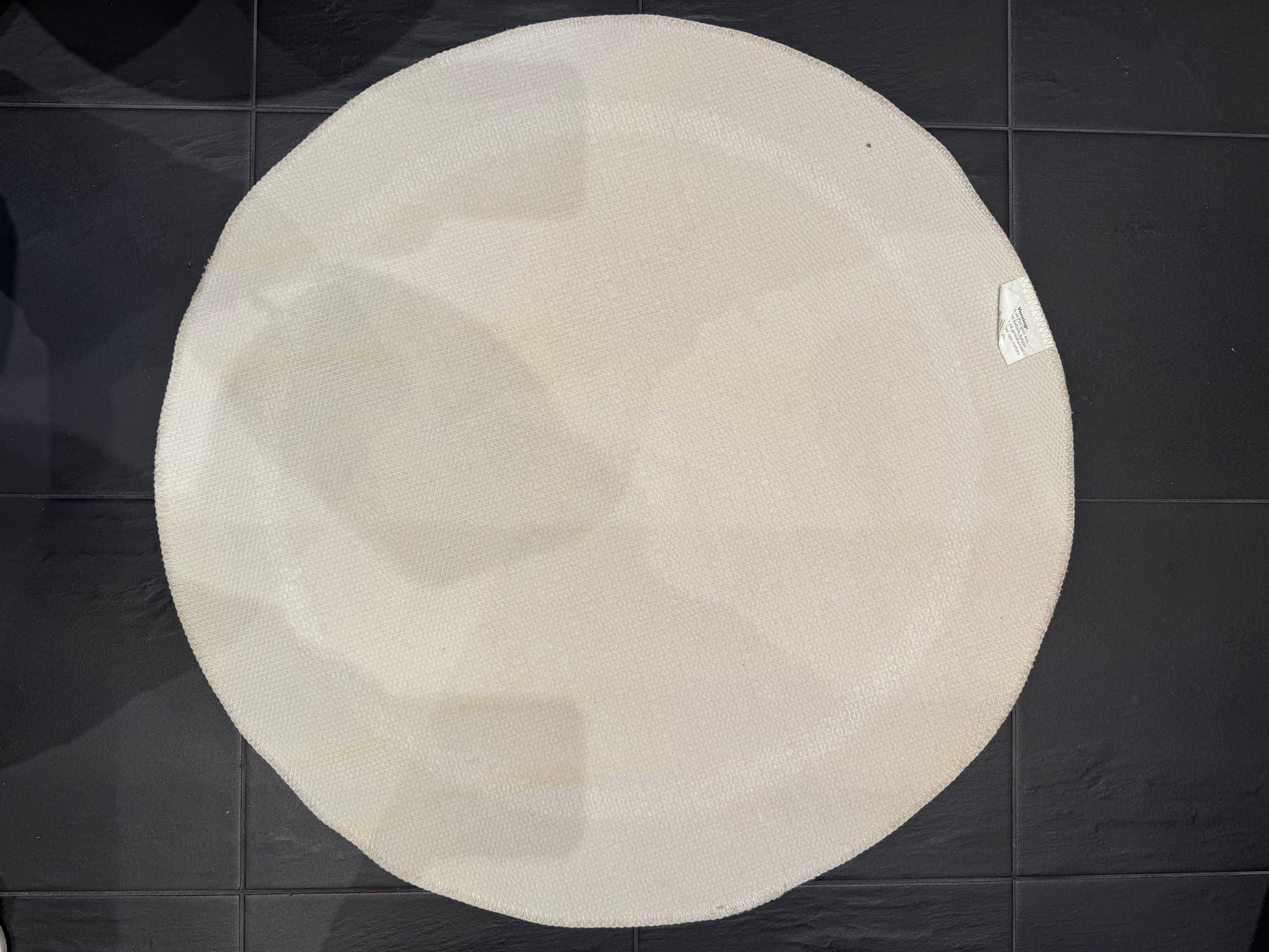 Rund beige Badrumsmatta