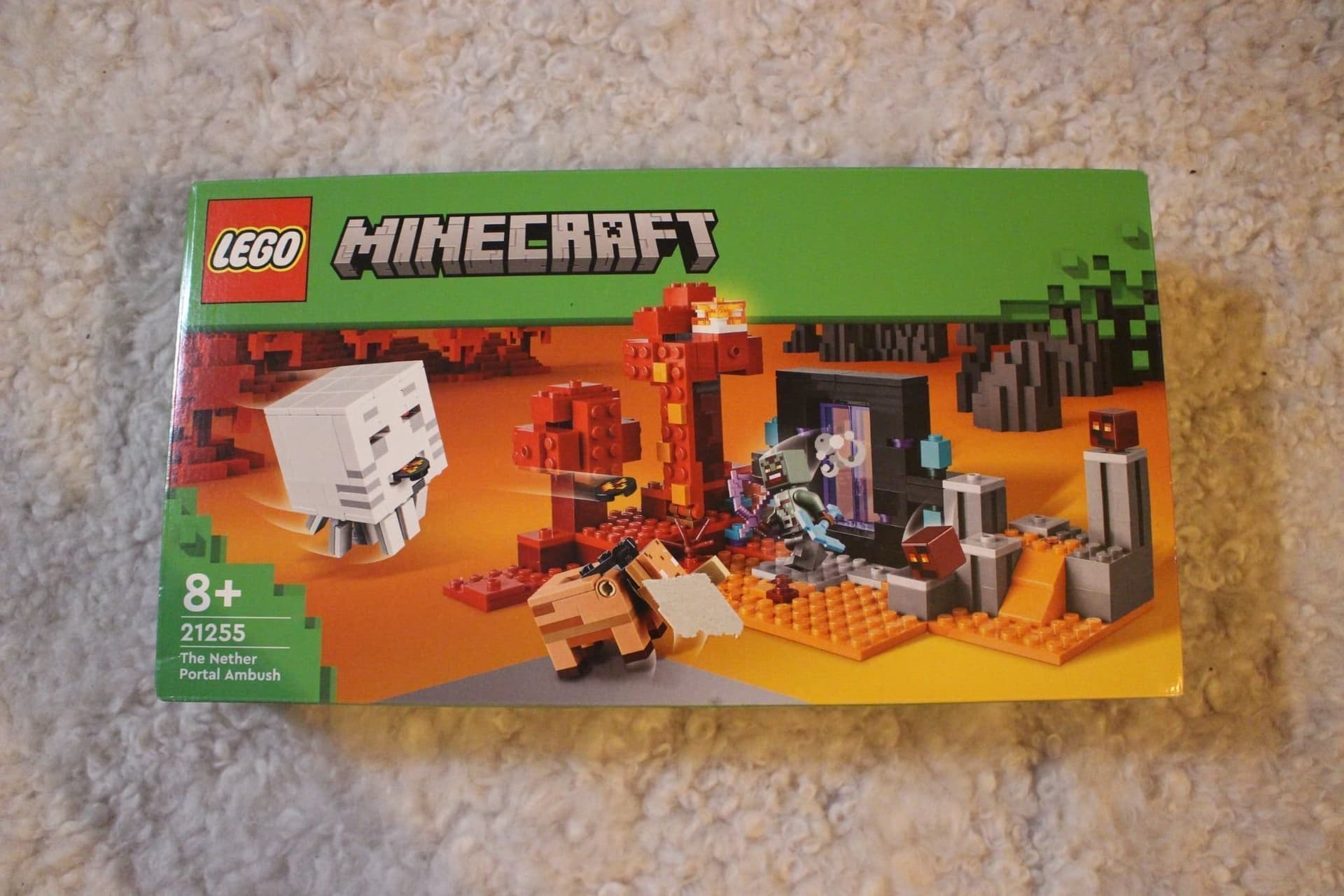 Oöppnat! LEGO Minecraft The Nether Portal Ambush / Attack vid Netherportalen