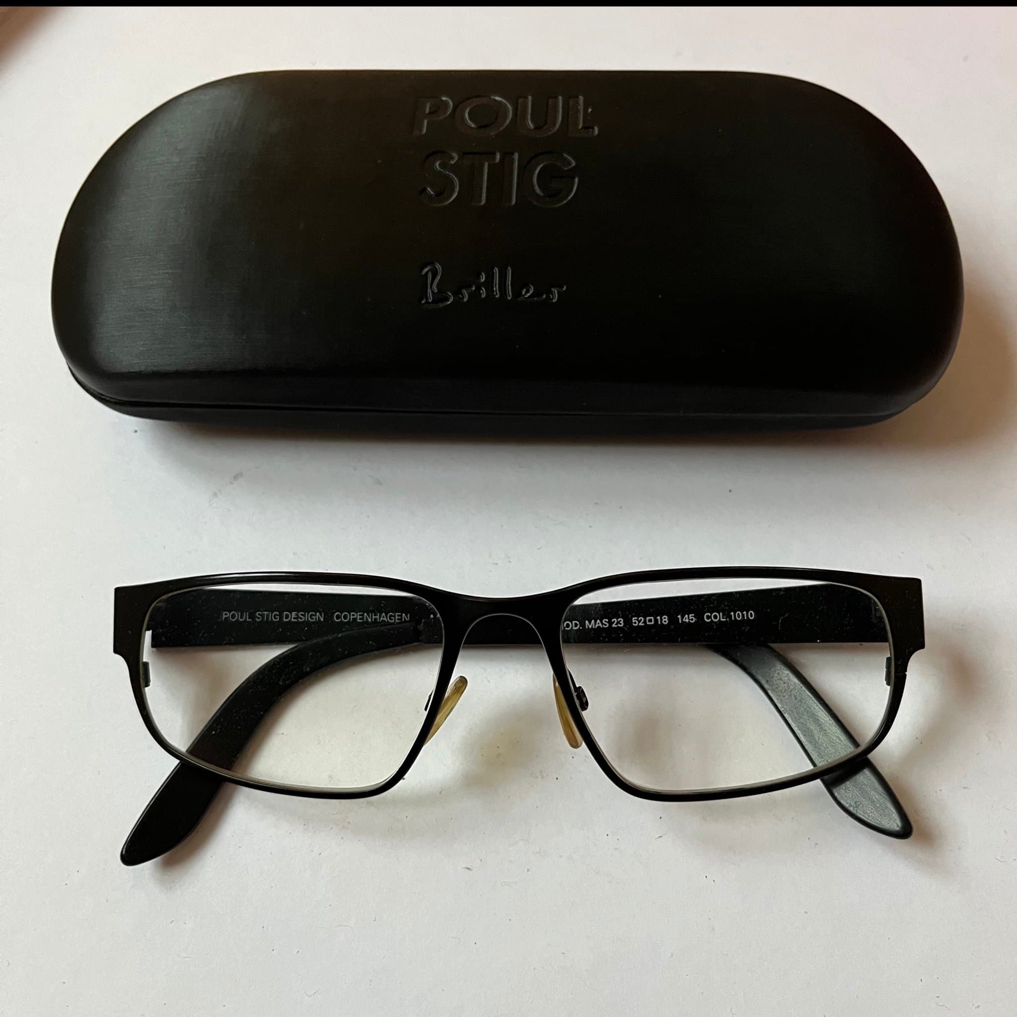 Poul Stig Design Copenhagen Glasögon med Etui