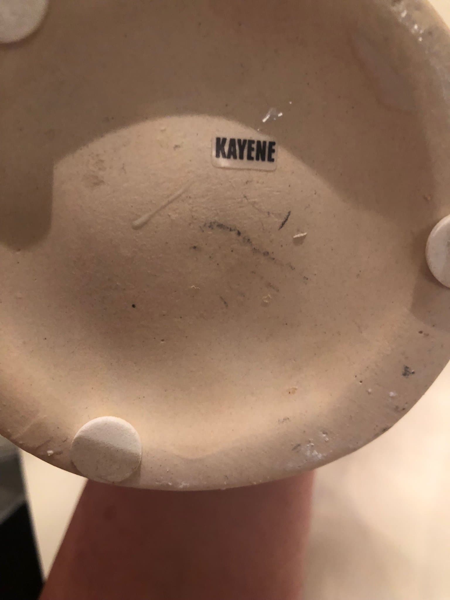 KAYENE Vit keramik Vas