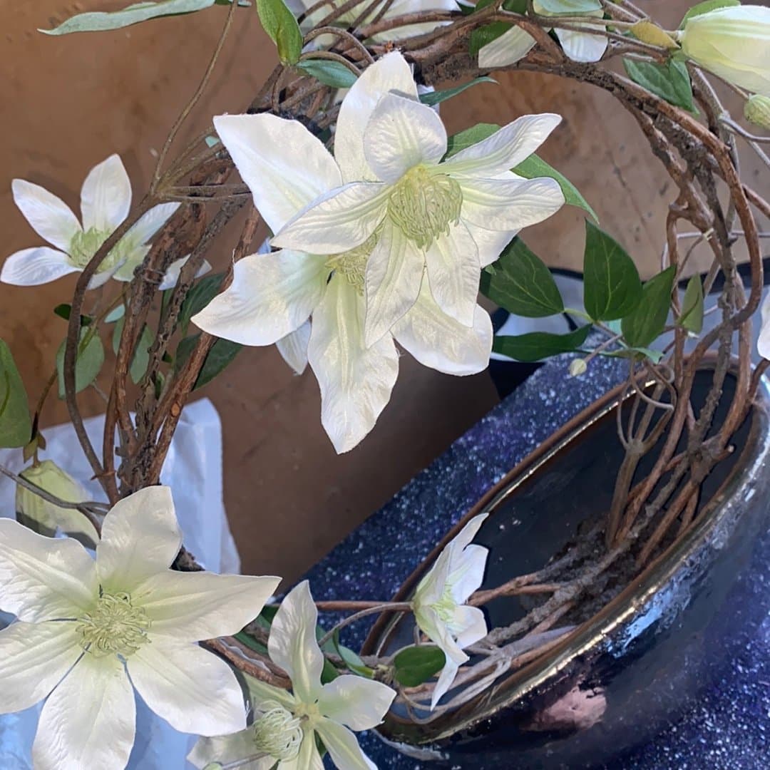 Konstgjord Klematis i kruka