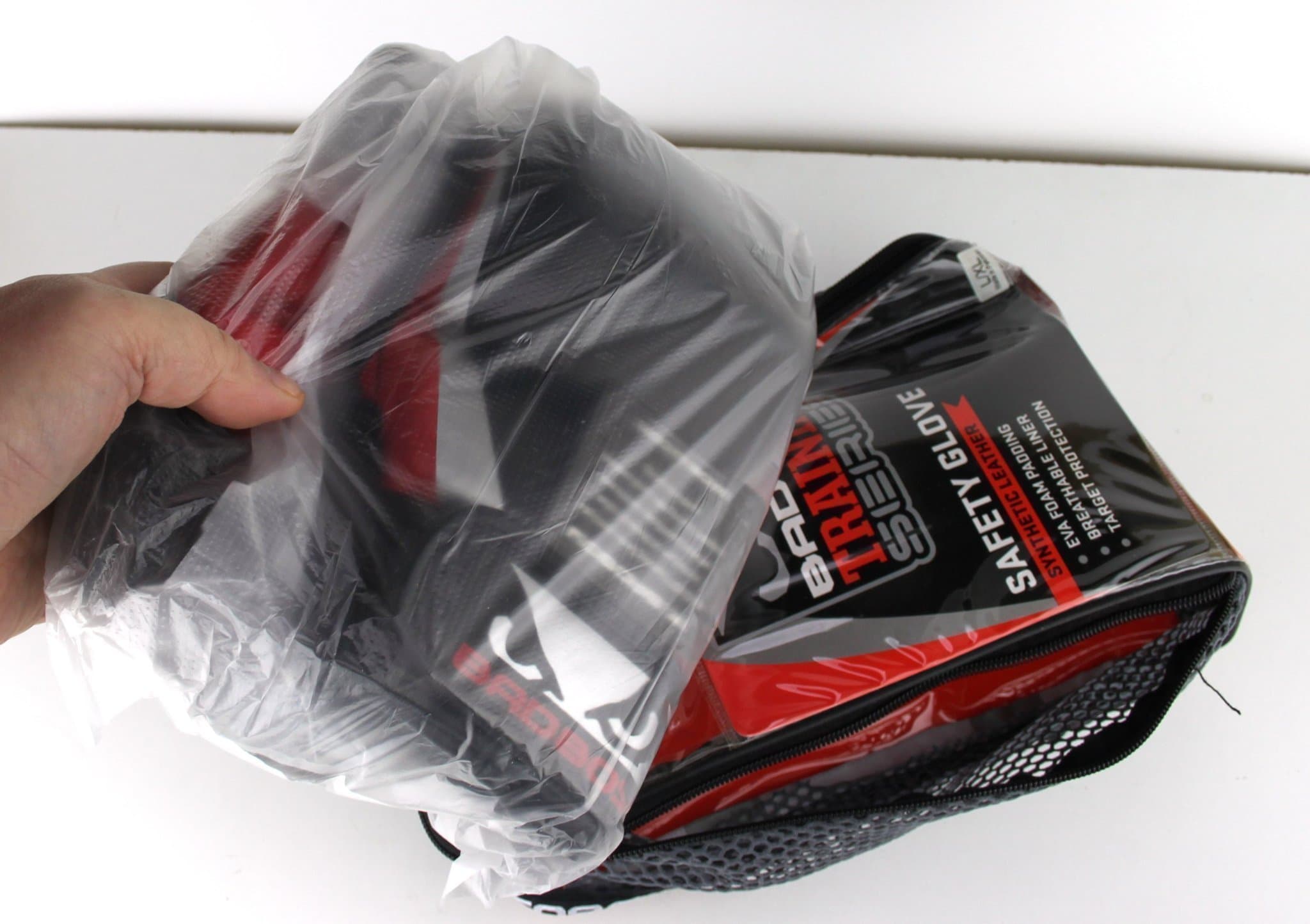 NYA! MMA Bad Boy L/XL Boxningshandskar Safety Gloves **REA**