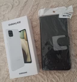 Ny Samsung Galaxy A12 och plånboksfodral
