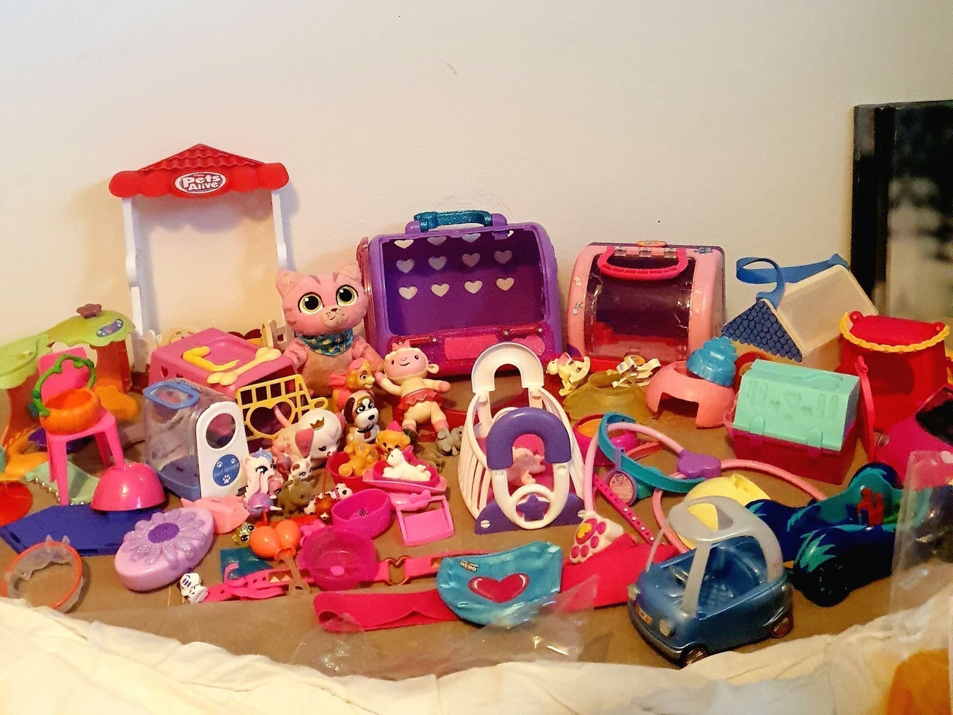Leksaker Littlest Pet Shop och Veterinären stora insamling