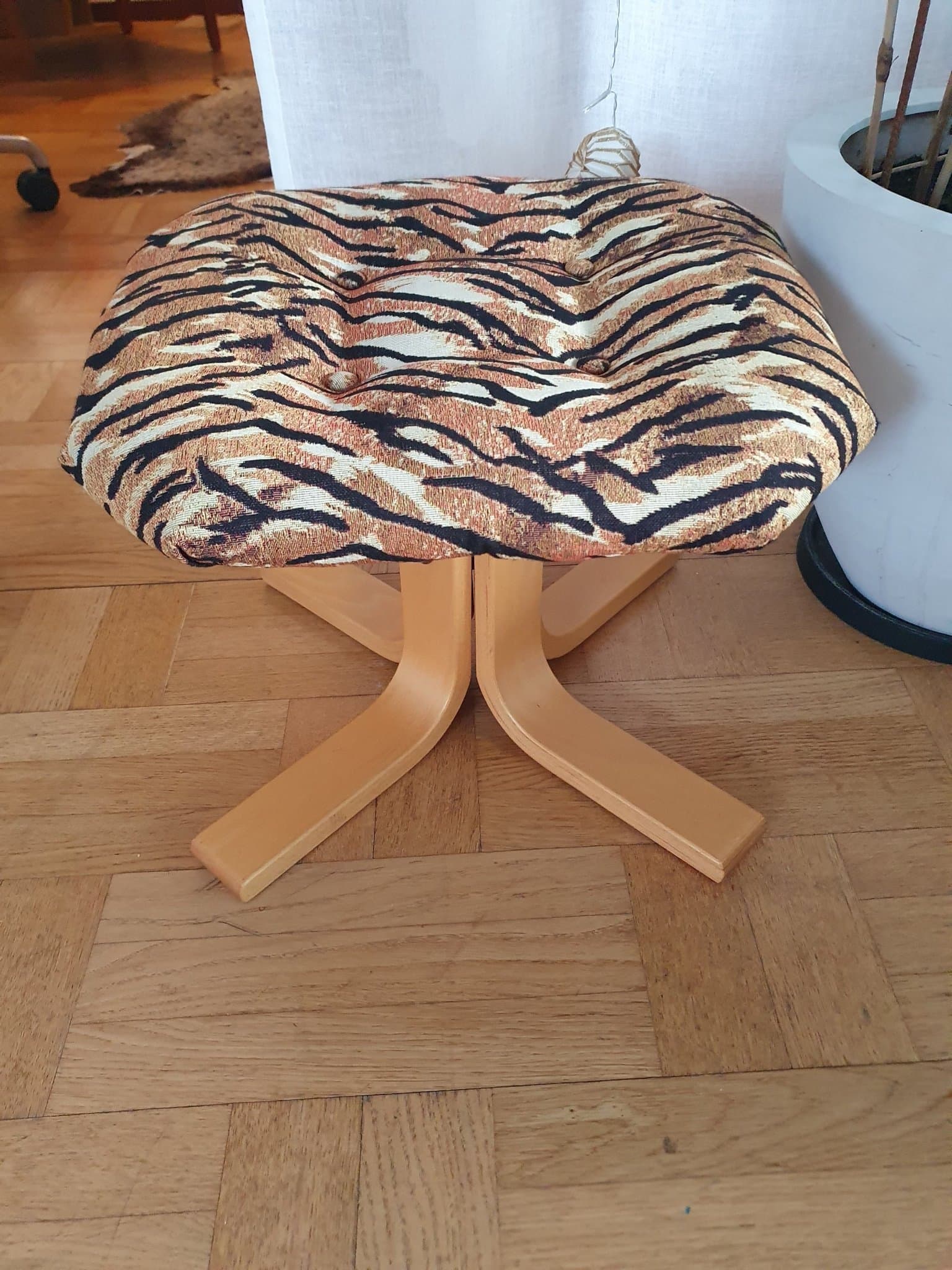 Pall med tigermönster