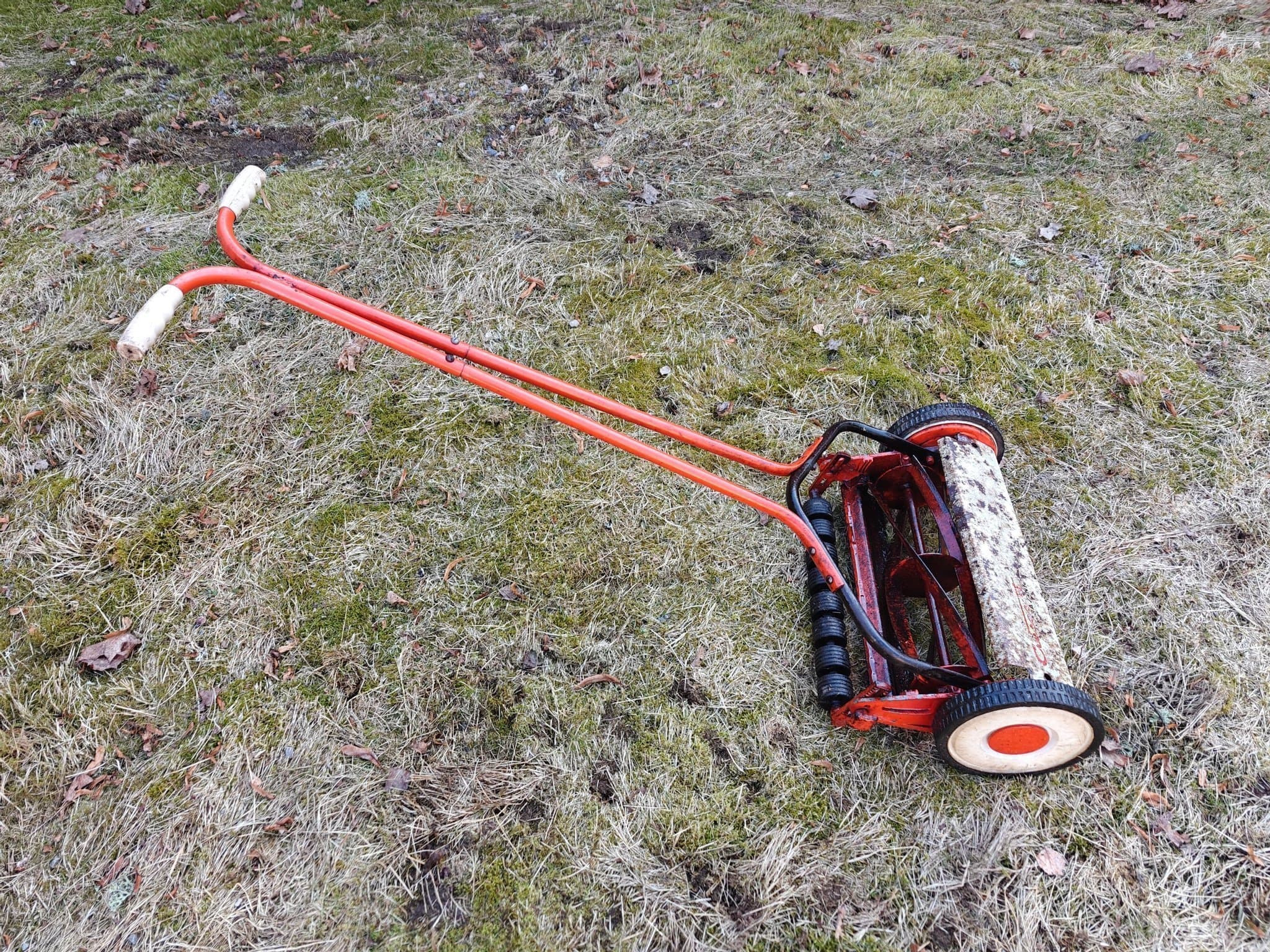 Gräsklippare / handgräsklippare / cylindergräsklippare / Crescent Savann