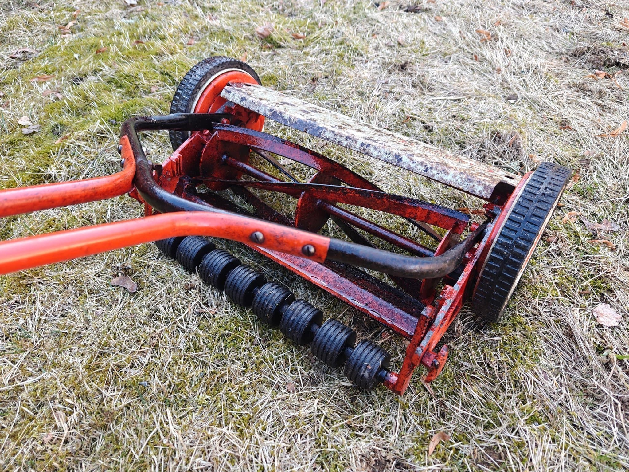 Gräsklippare / handgräsklippare / cylindergräsklippare / Crescent Savann