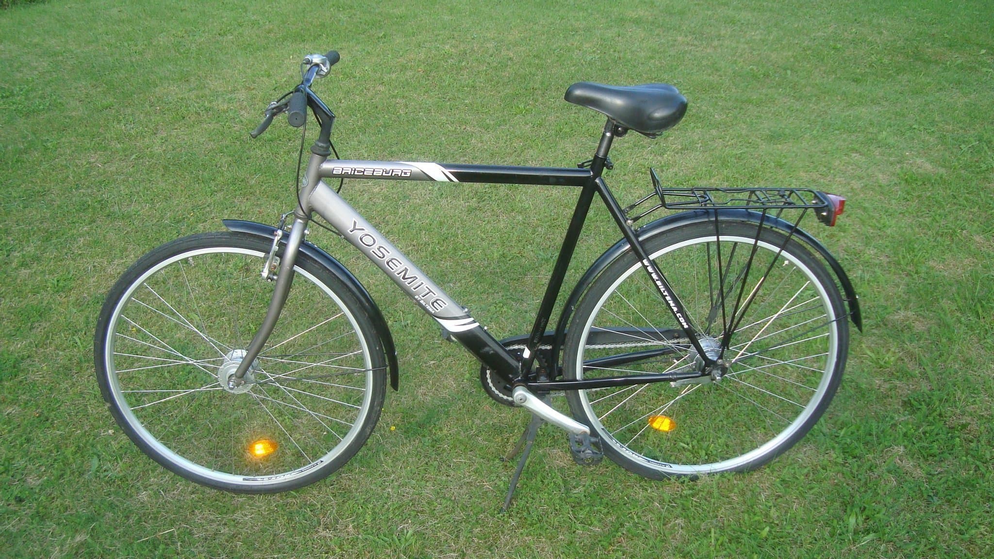 Herrcykel Yosemite från Biltema i mycket bra skick.