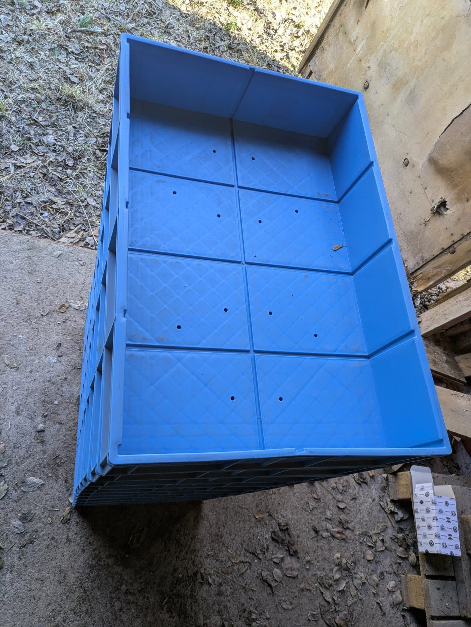 Plastlåda 10st Bekuplast Inkl inlägg med fack. Yttermått: 63 x 42 x 12 cm.