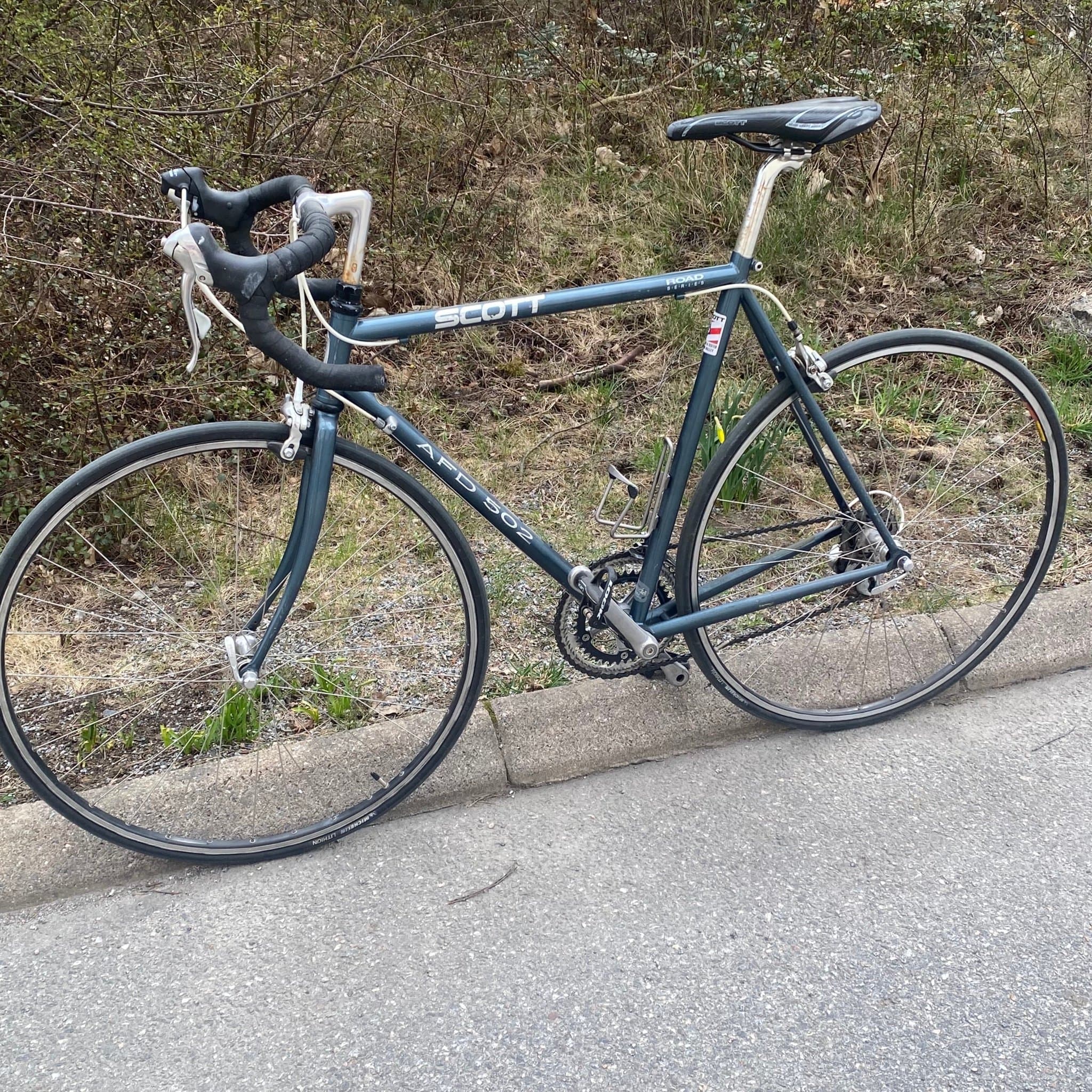 Scott AFD 502 Road series 28” obs läs texten.