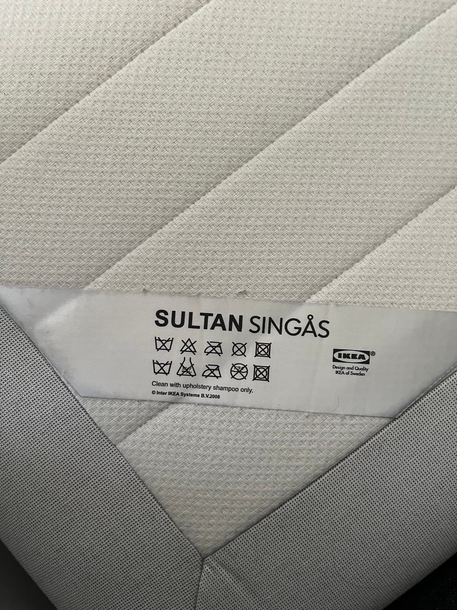 IKEA SULTAN SINGÅS sängstomme med huvudgavel