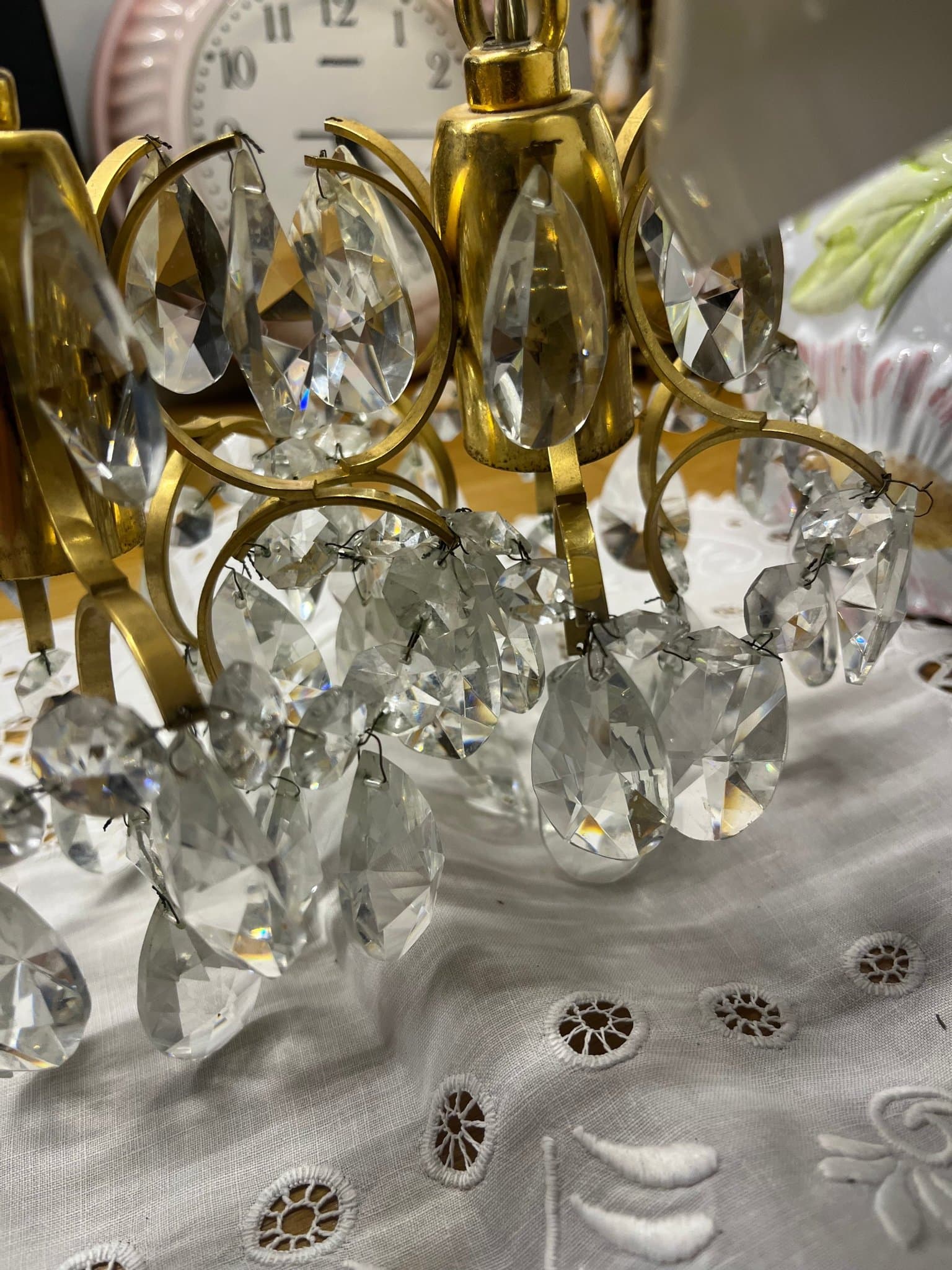 2 st fönsterlampor med kristallprosmor