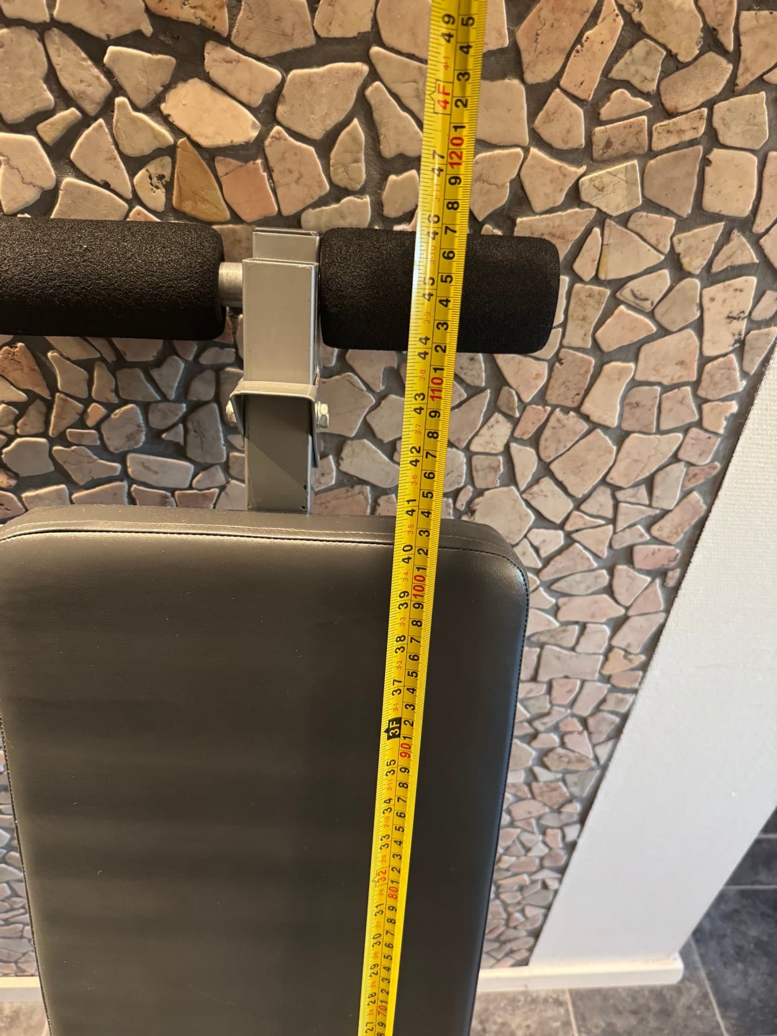 Träningsbänk , situps , del av ? Frakt 115 kr.