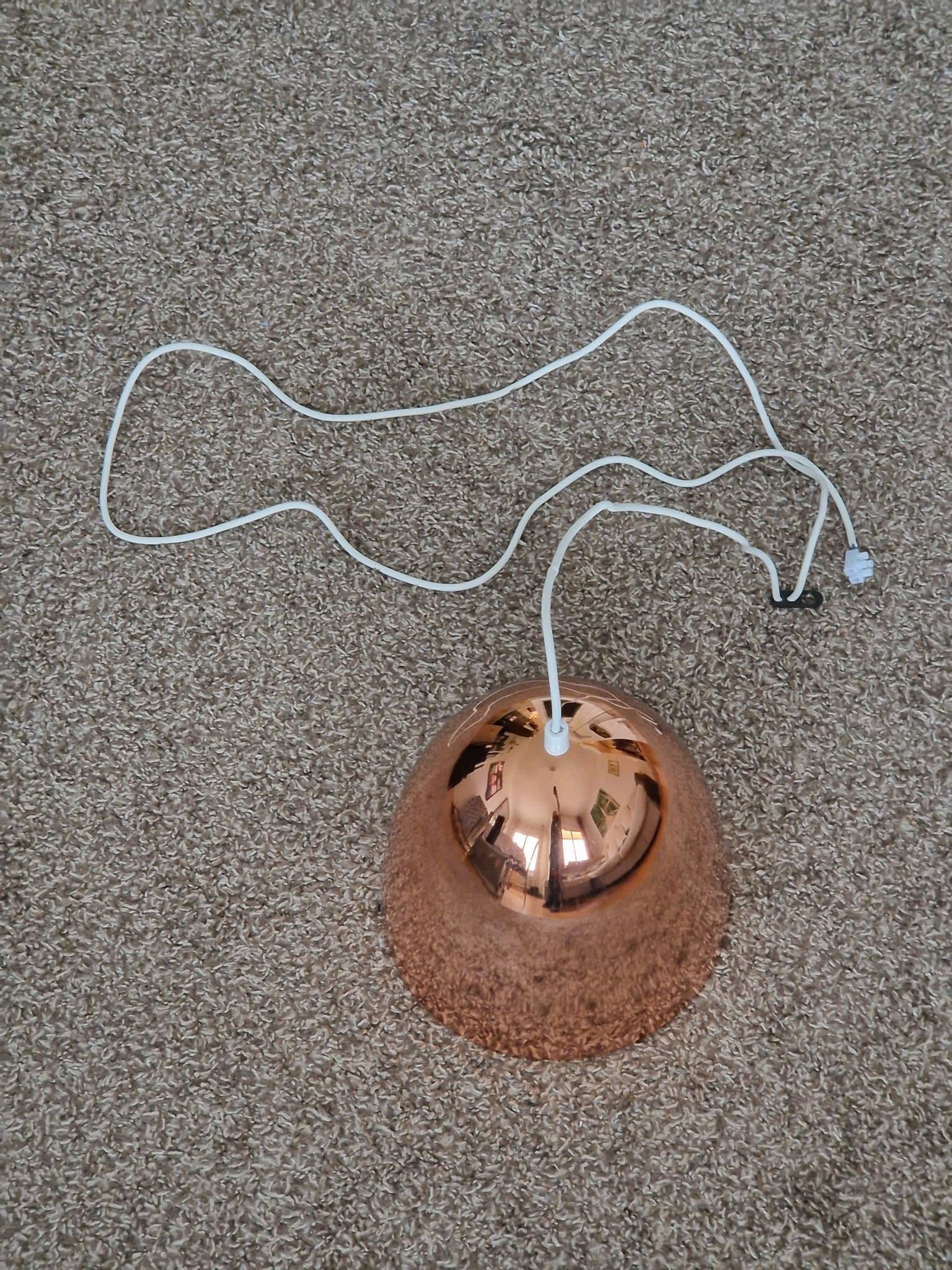 Fin spegelpolerad kopparlampa, E27-sockel