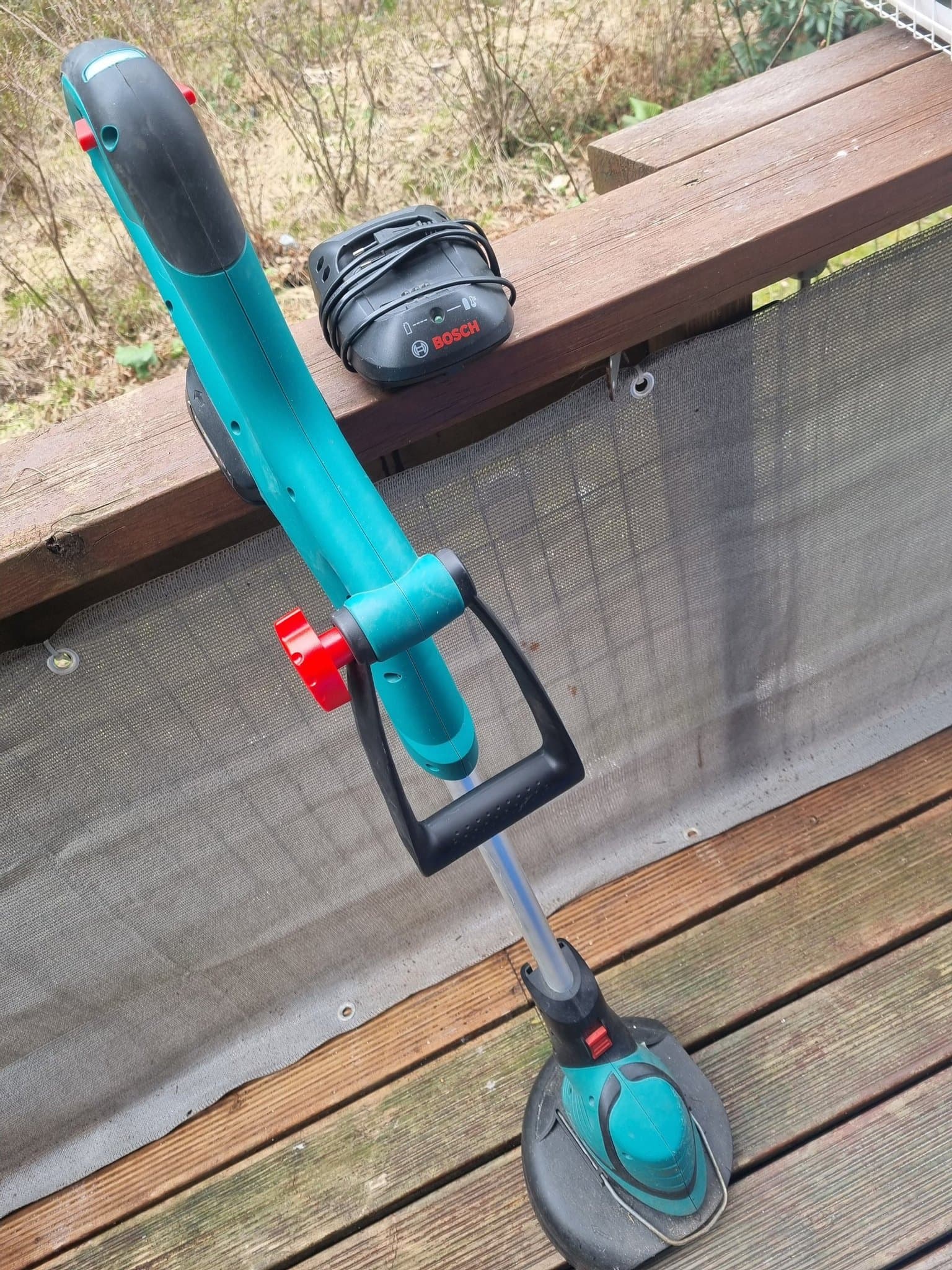 Bosch grästrimmer med laddare