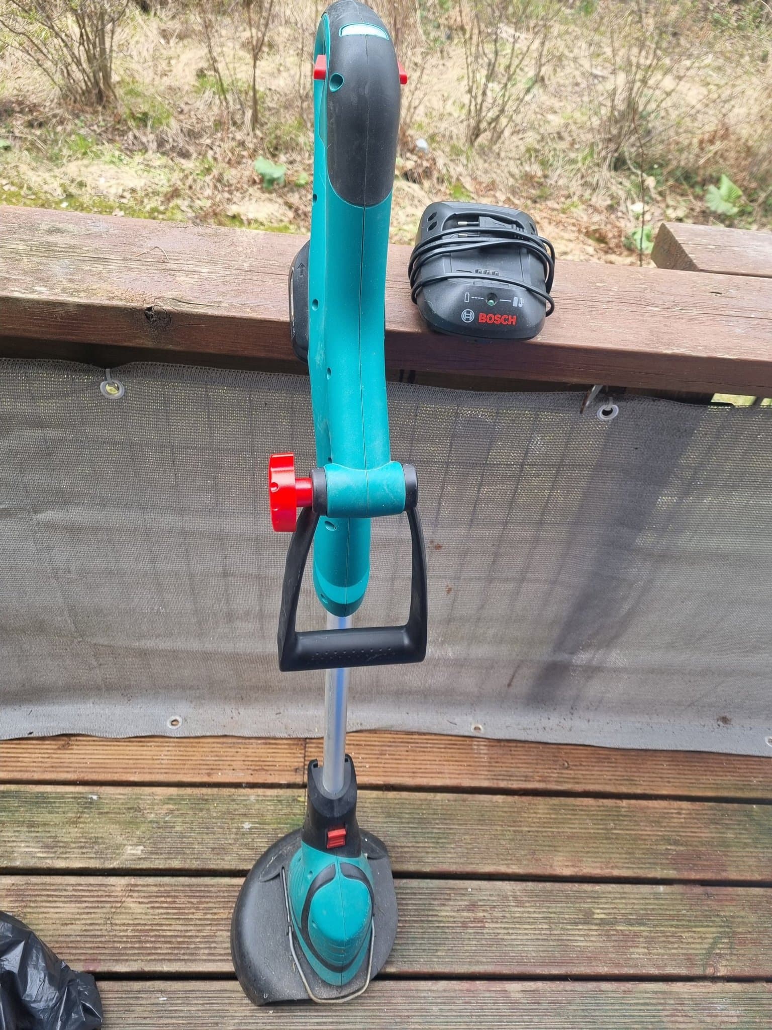 Bosch grästrimmer med laddare