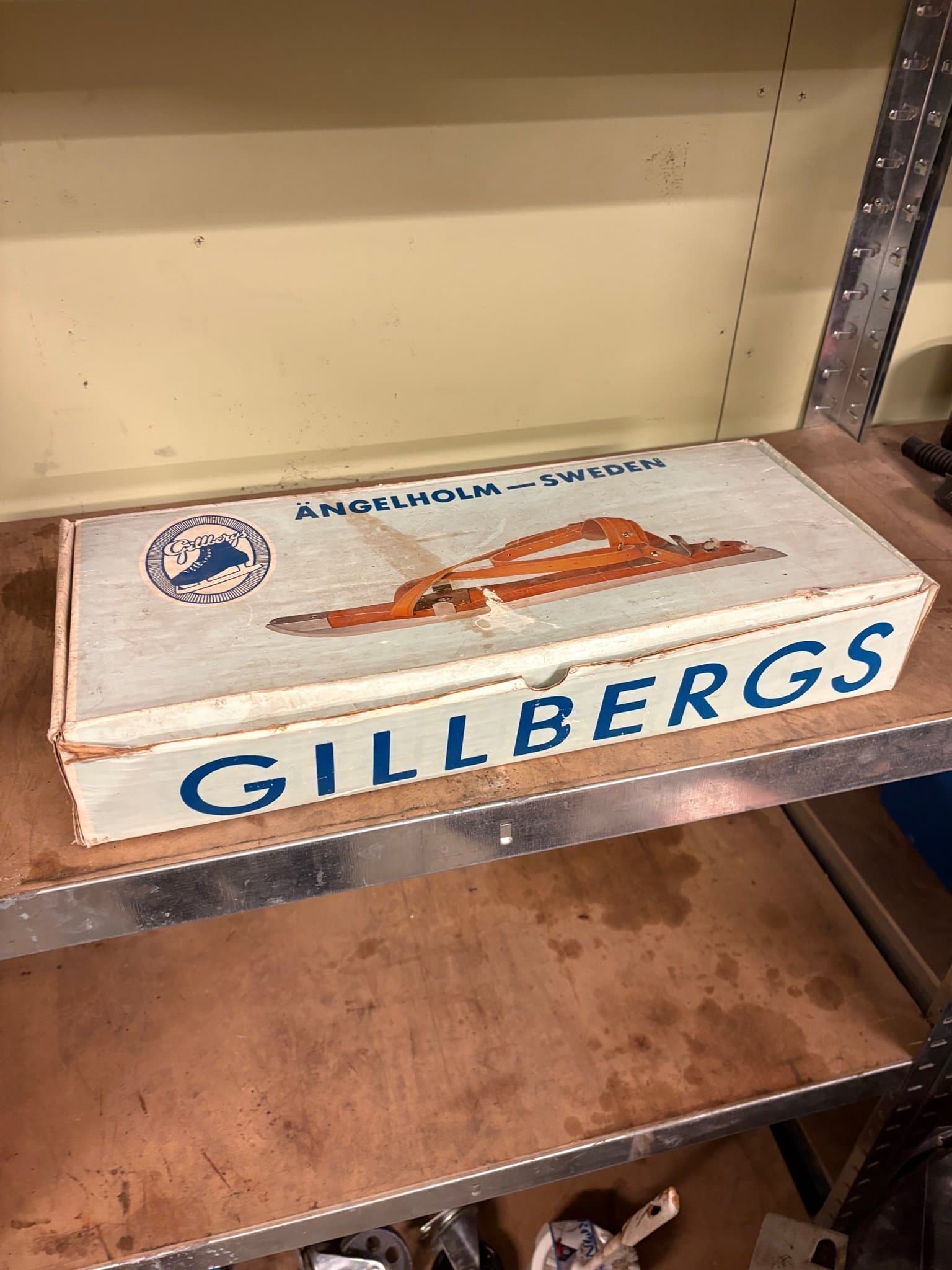 Gillbergs Långfärdsskridskor, Art. 24, Herr