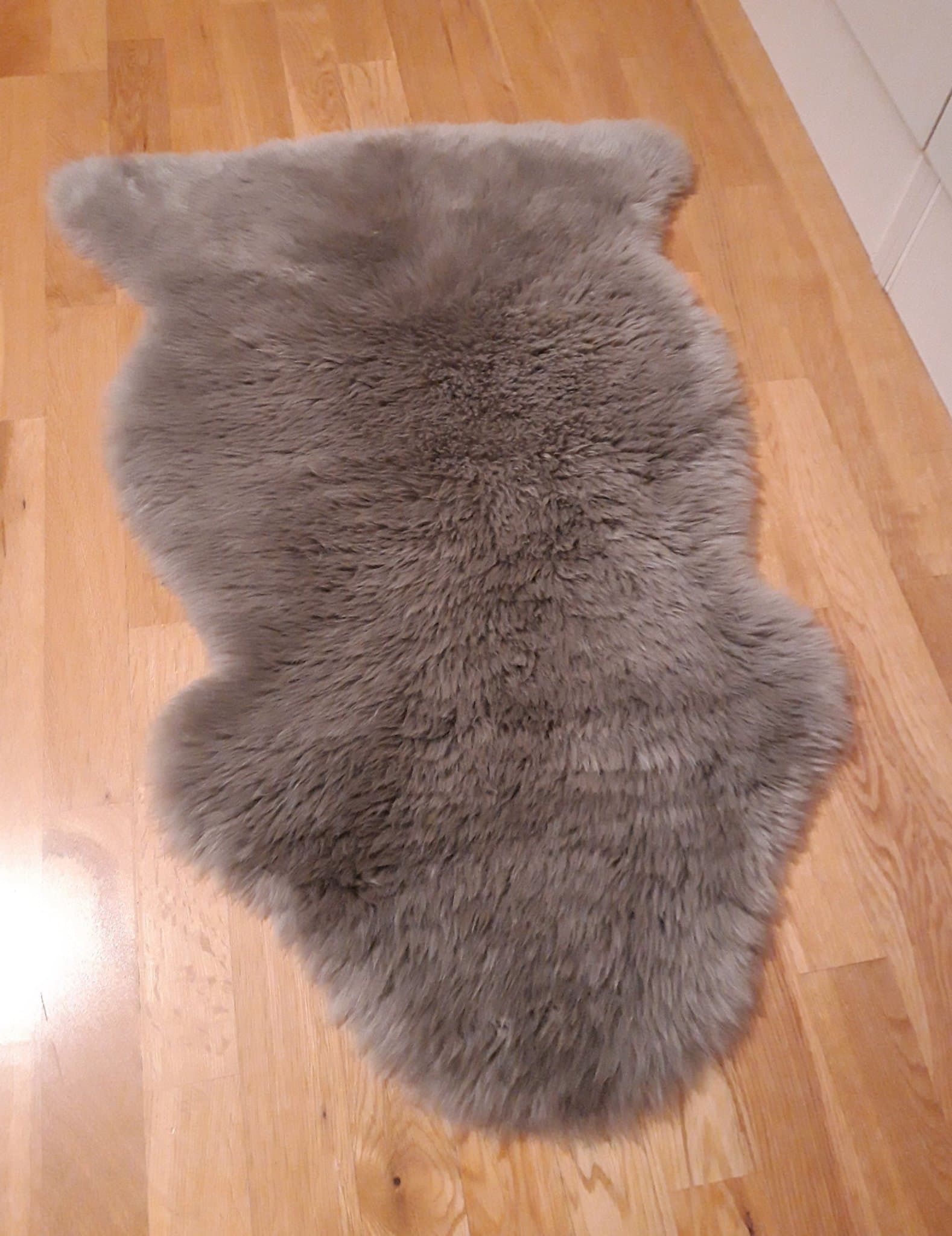 Fårskinn Rusta Home 85x53 cm