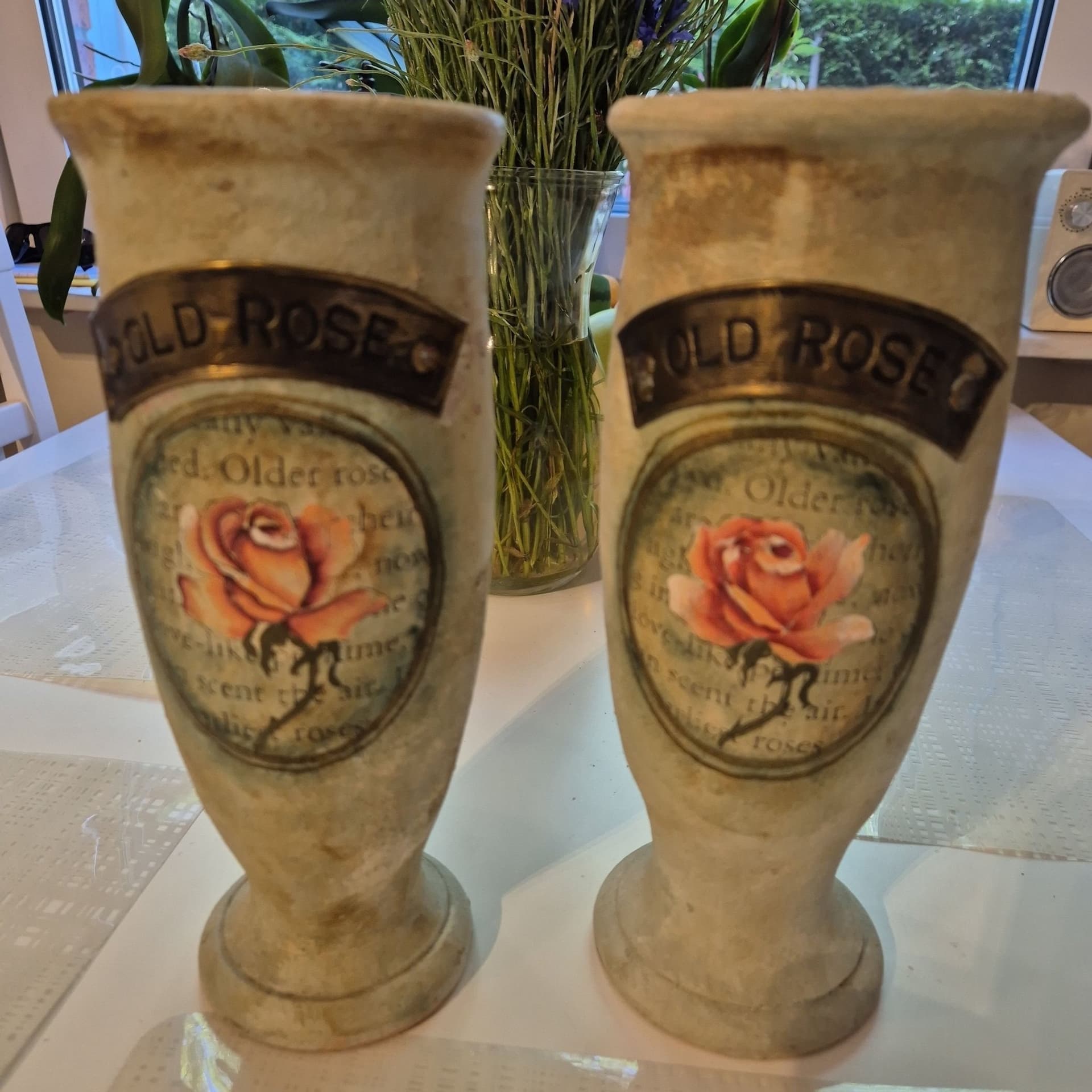 Old Rose Vasar, nypris 210 kr/st.