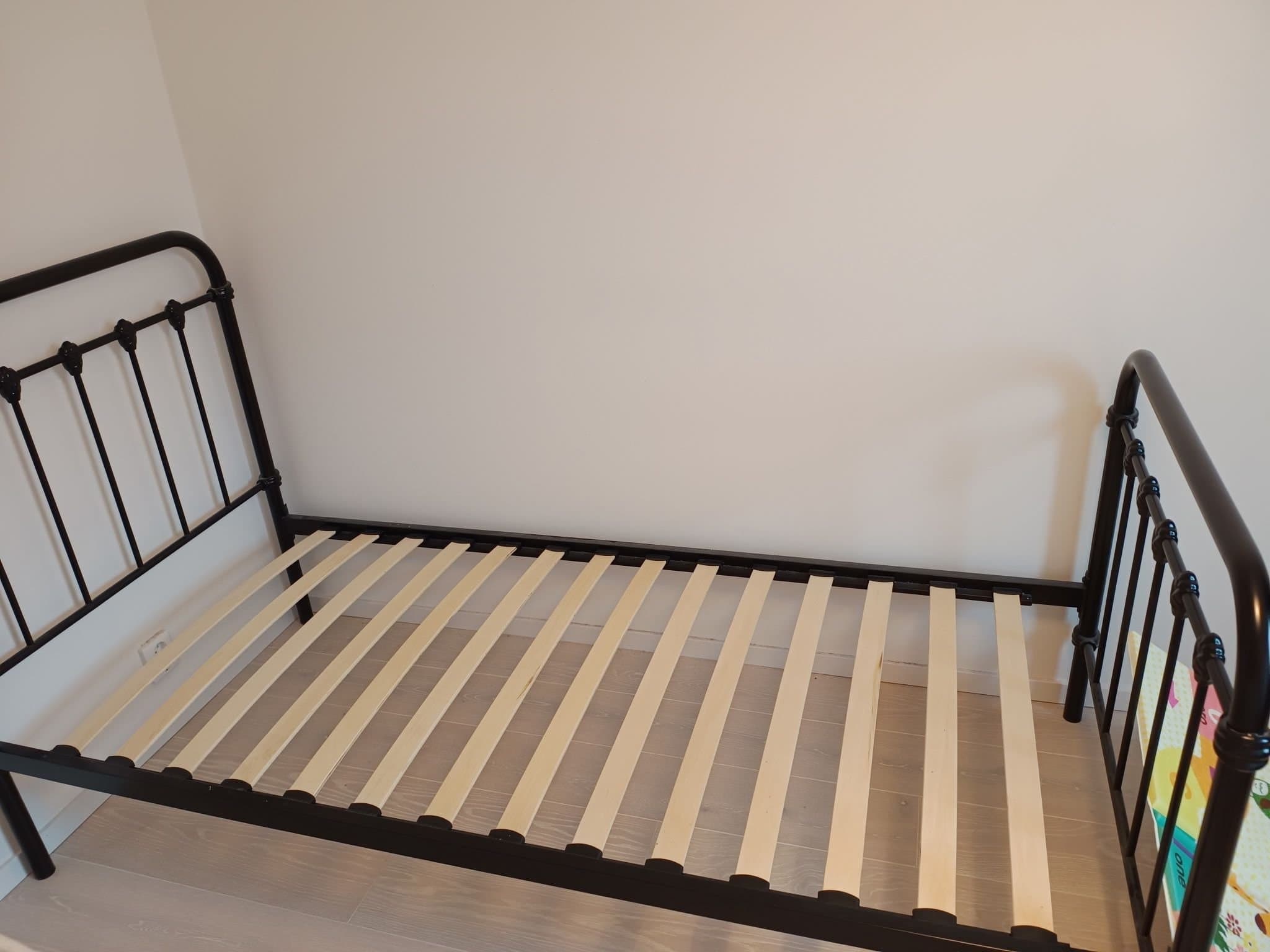 Ellos Home Säng Industrial 90x200 cm