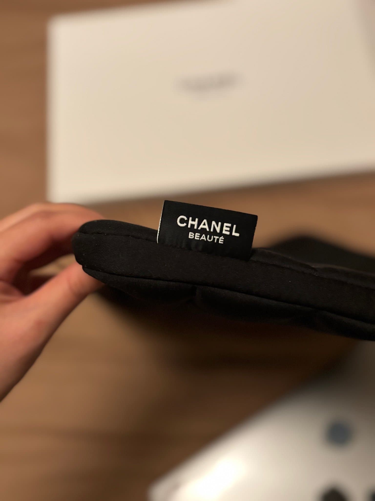 Chanel Svart Laptopfodral stor necessär