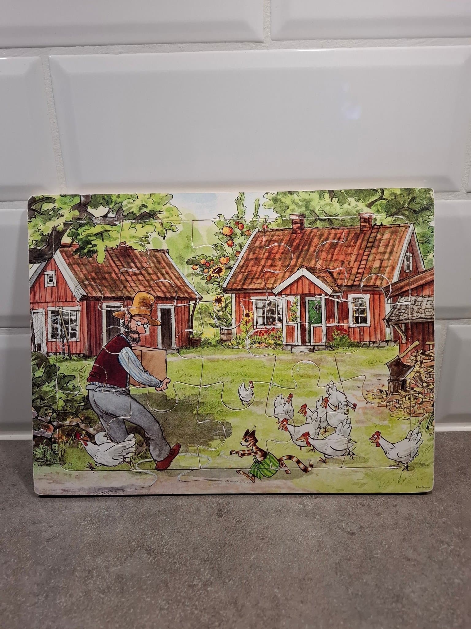 Pettson rampussel i trä