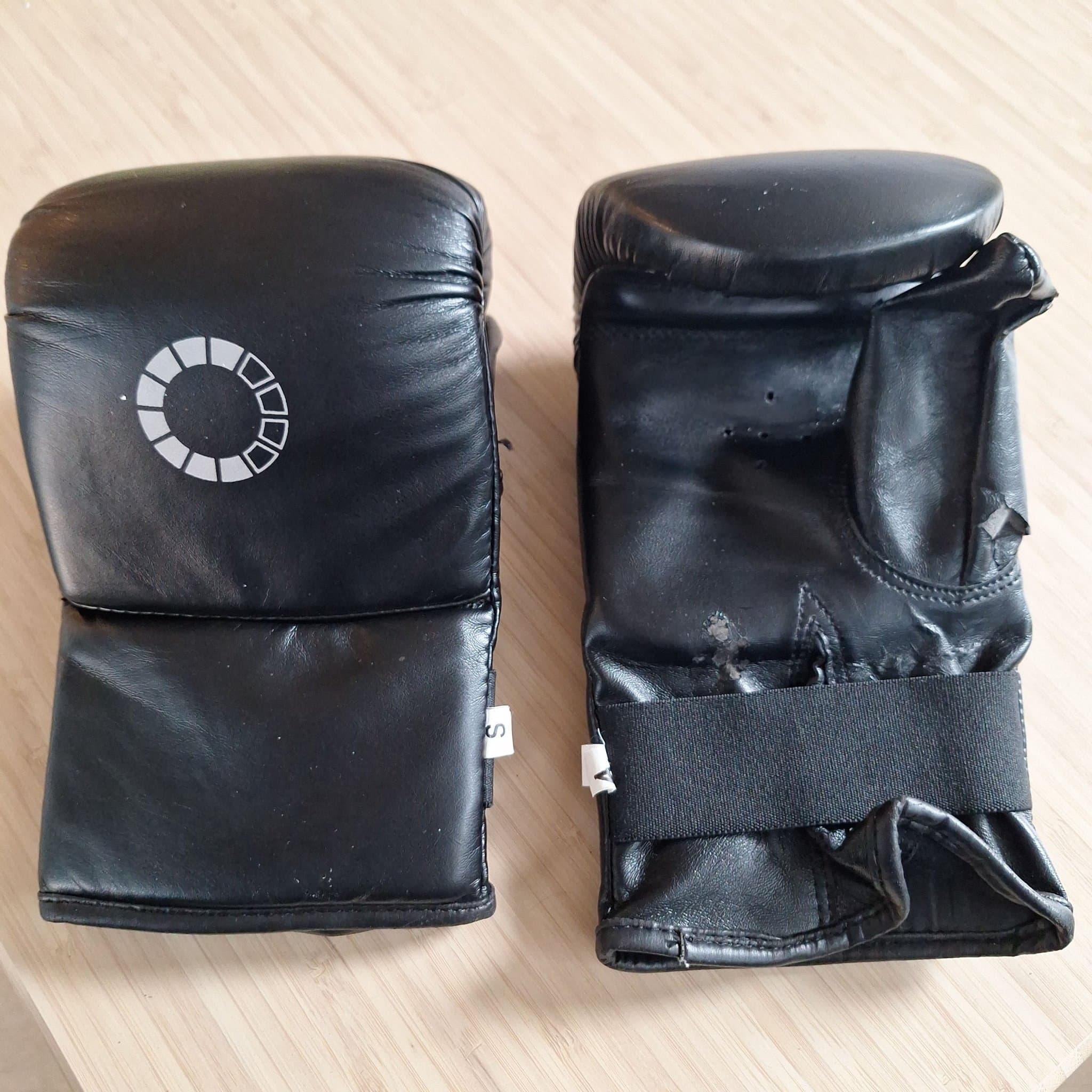 Boxningshandskar, svarta, storlek S
