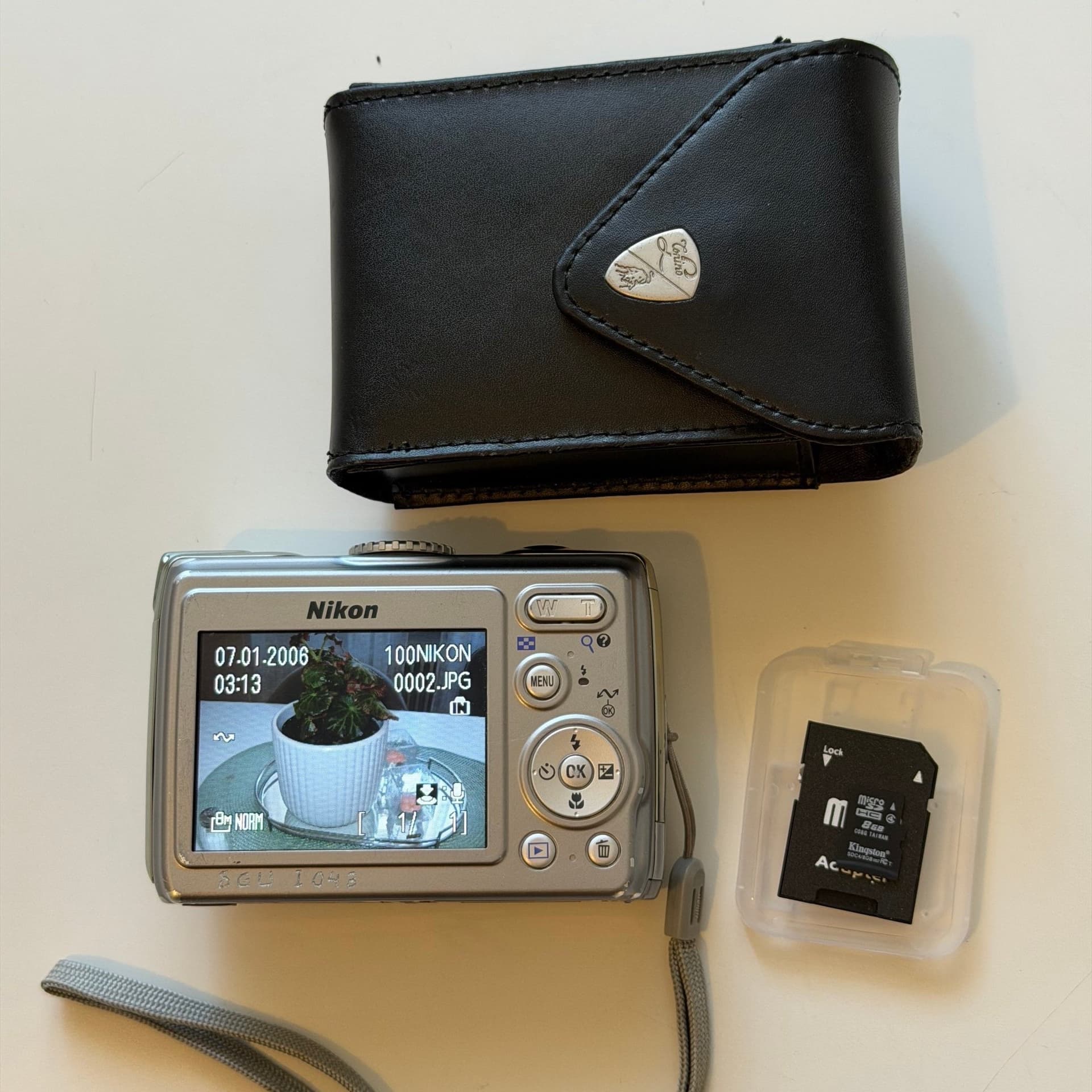 Nikon Coolpix P3 8.1 MP digitalkamera Silver