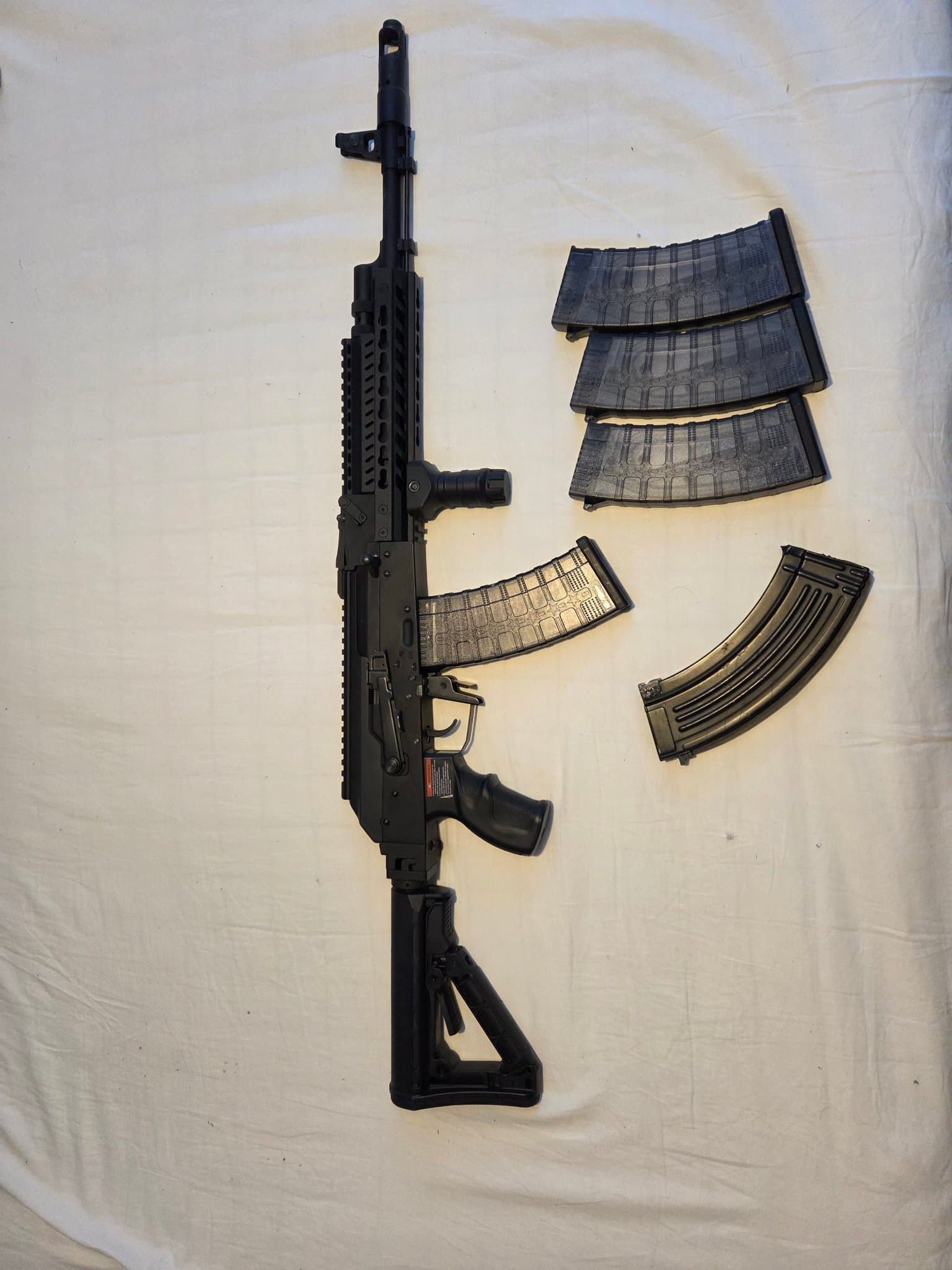 Airsoft RK74-T med Magasin