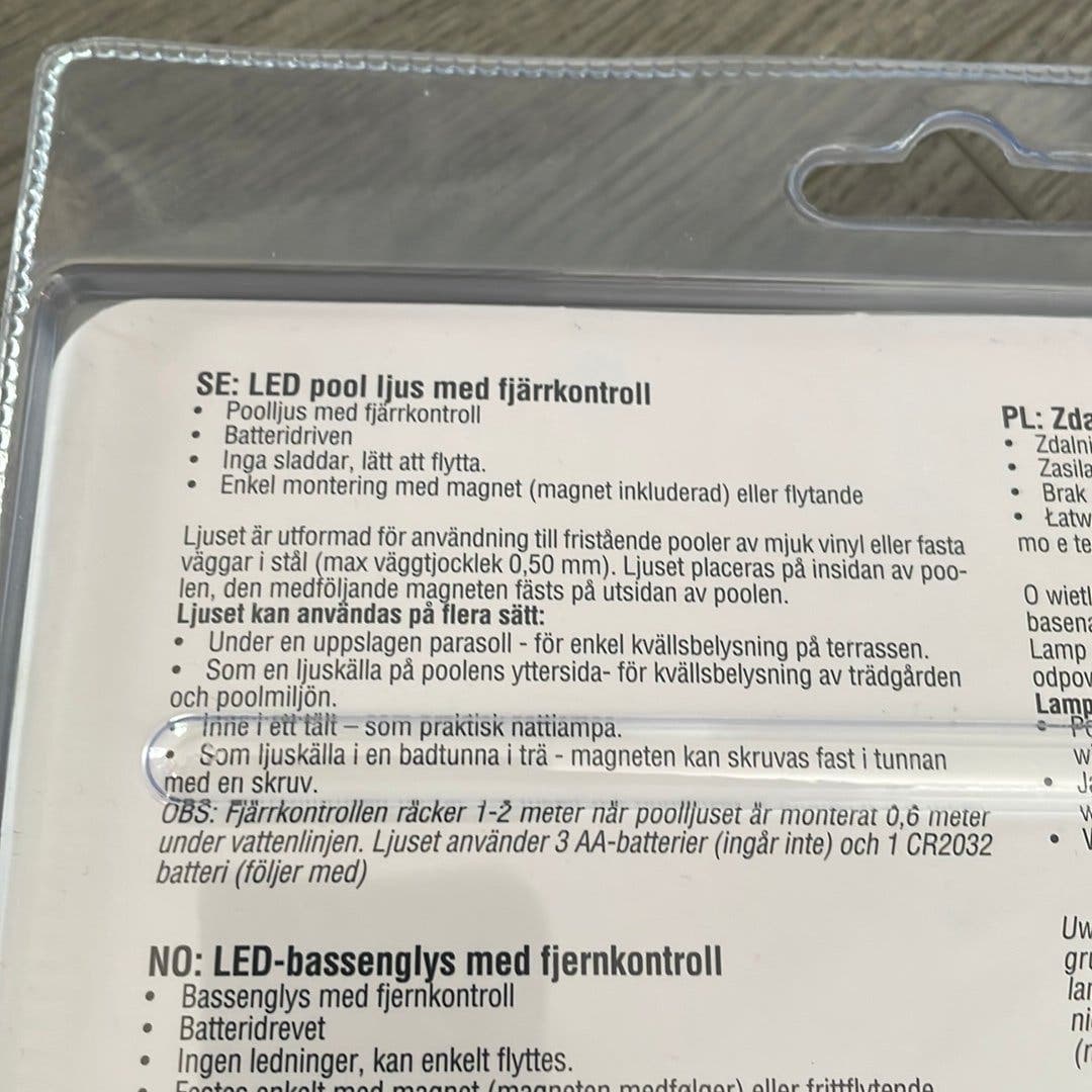 LED Poolbelysning med Fjärrkontroll, OÖPPNAD