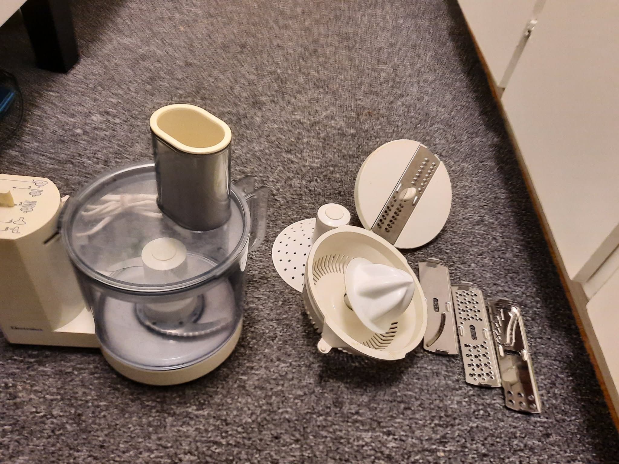 Electrolux matberedare med citruspress och rivjärn