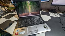 Compaq bärbar dator med HDMI och 5-i-1 kortläsare