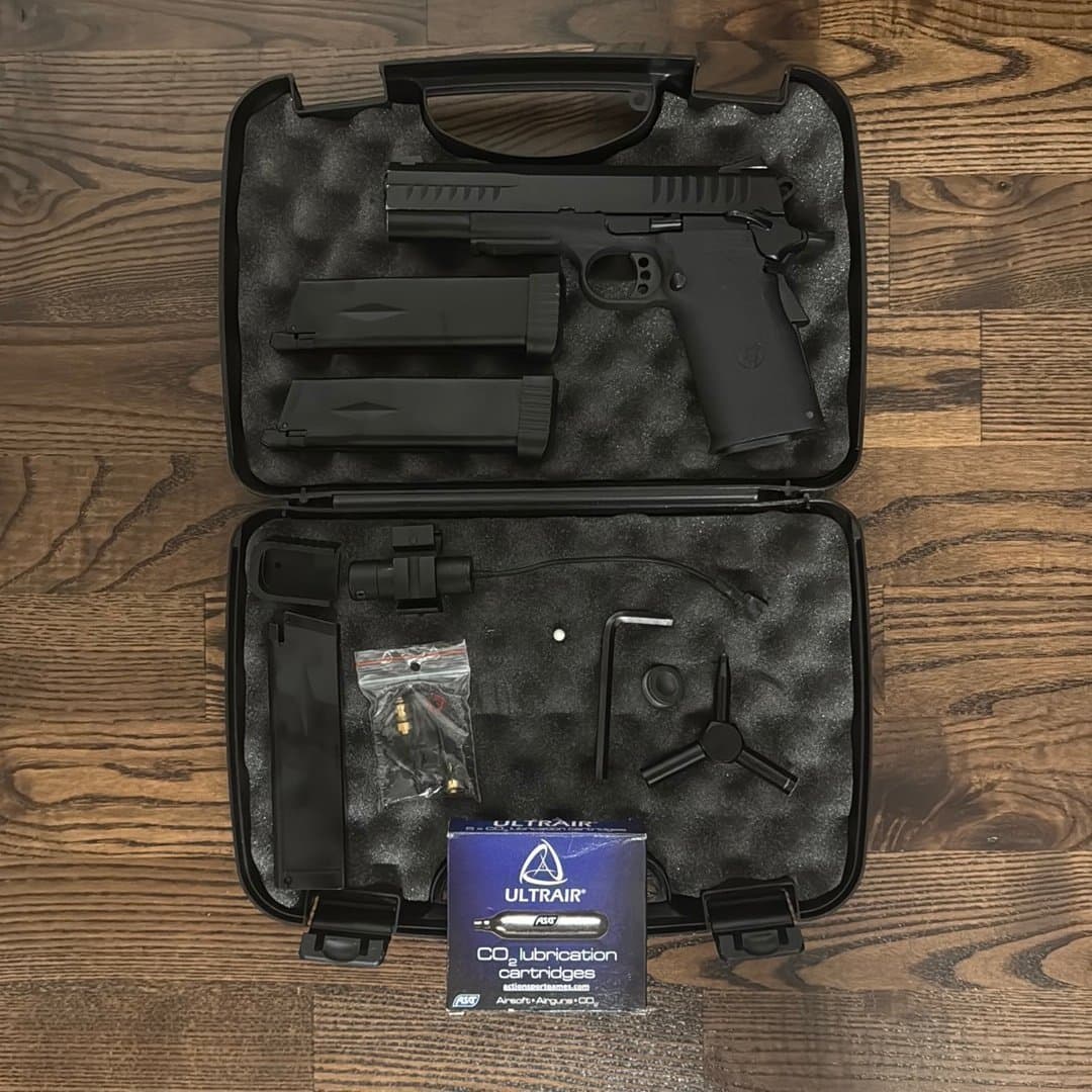 KJ WORKS Airsoft pistol colt 19