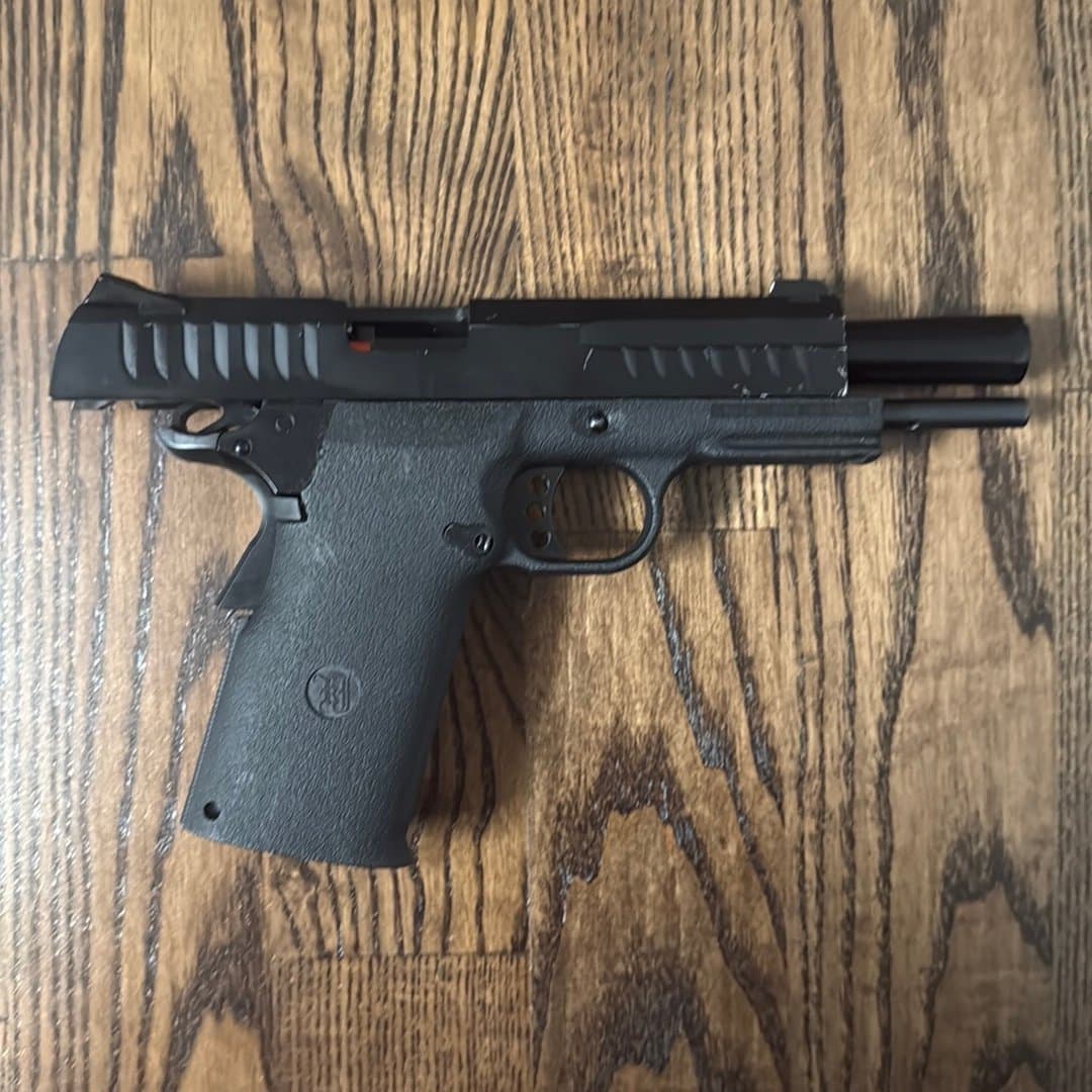 KJ WORKS Airsoft pistol colt 19