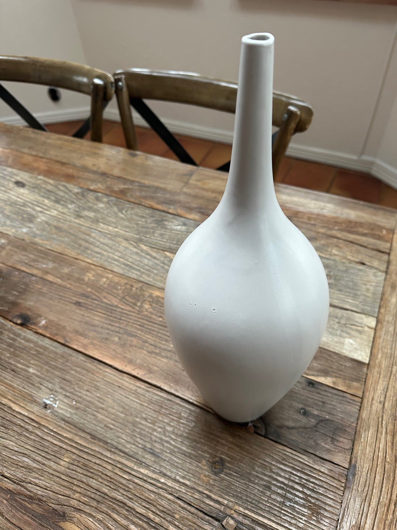 Vit Vas (ca 42cm hög)