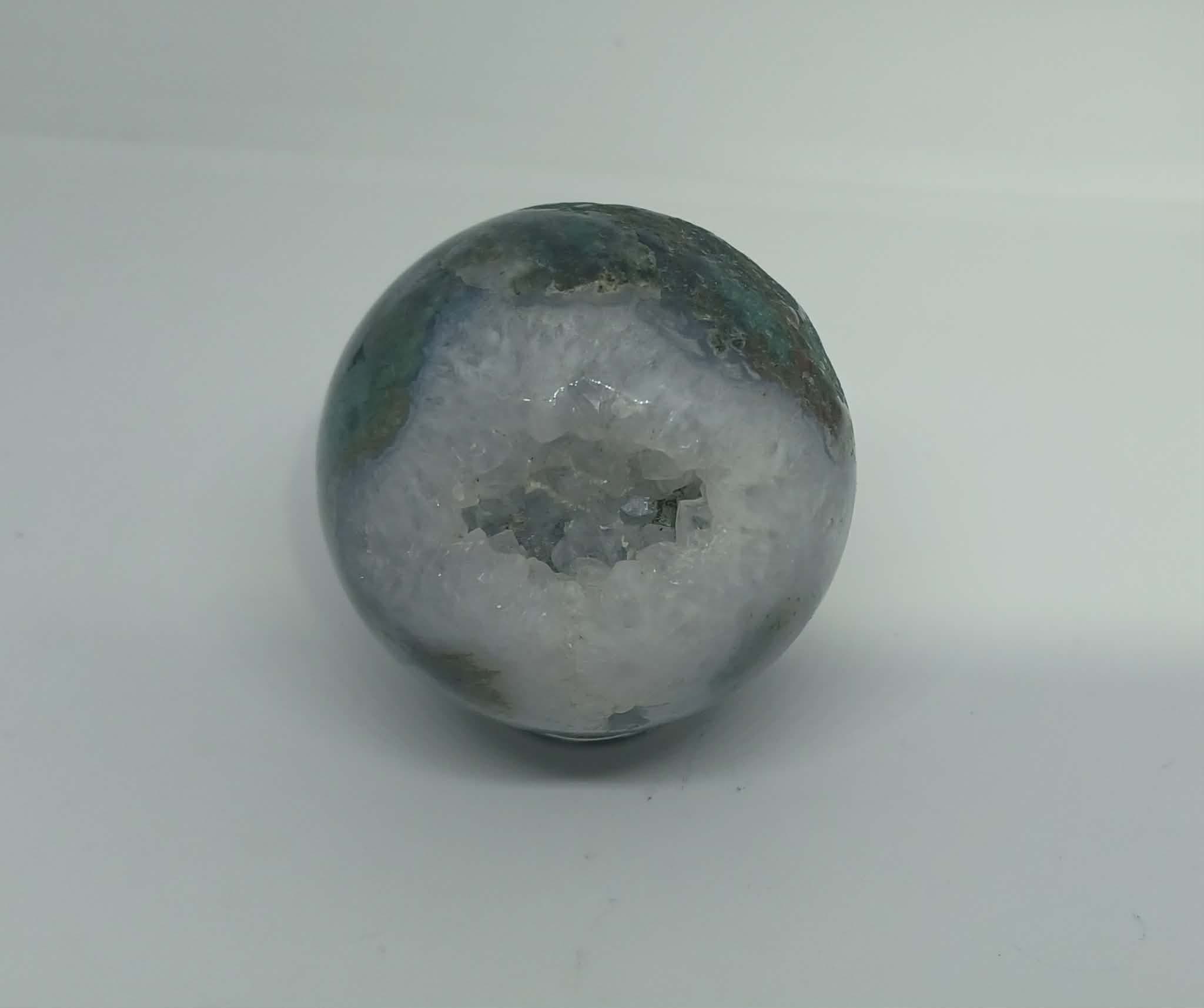 Äldre Mossagat klot med kvarts, 183g, 4.5cm