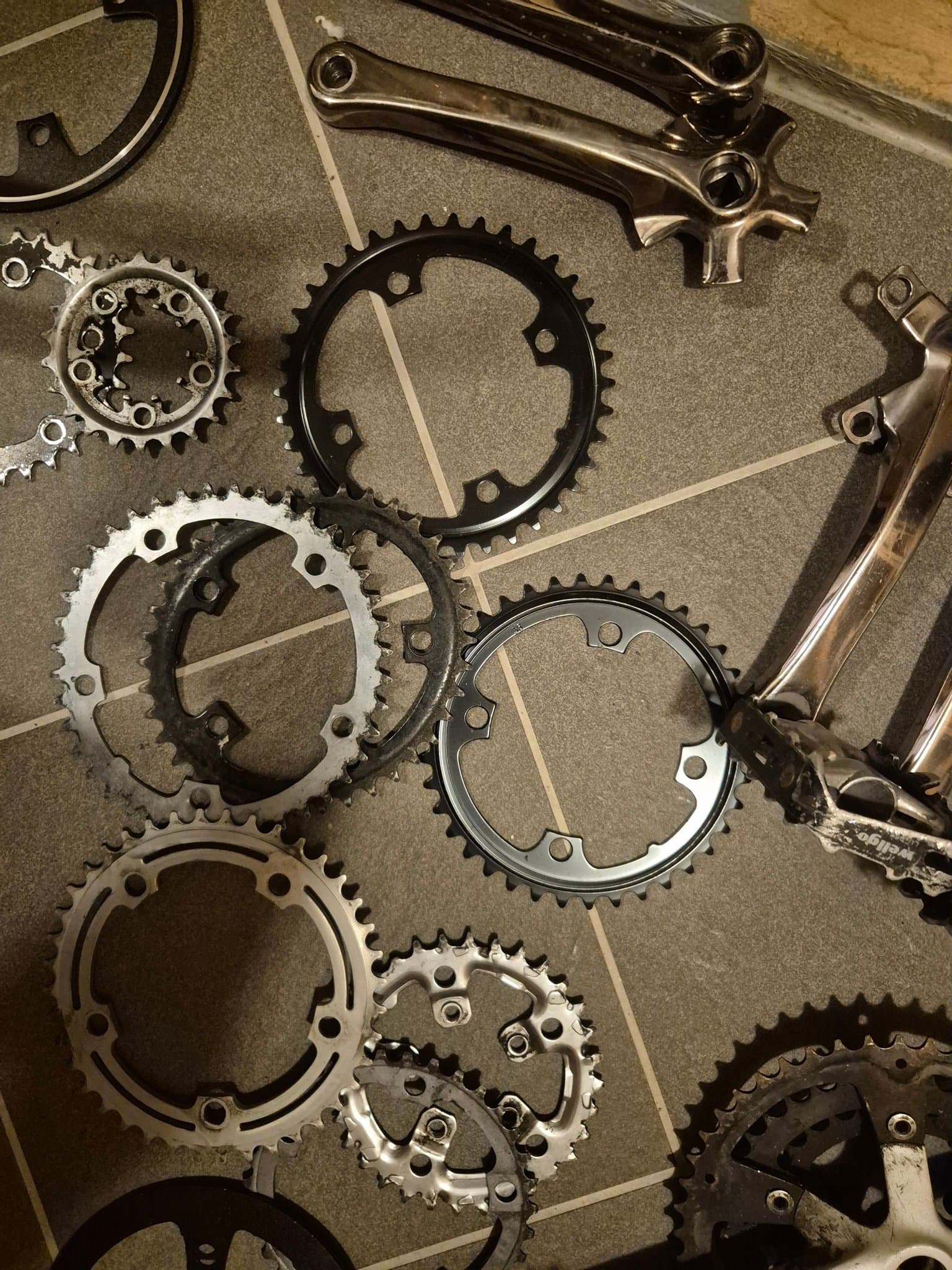 Cykelvevparti och drev nya och gamla
