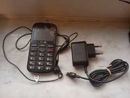 Som ny - Doro 1362 telefon svart + hörlur
