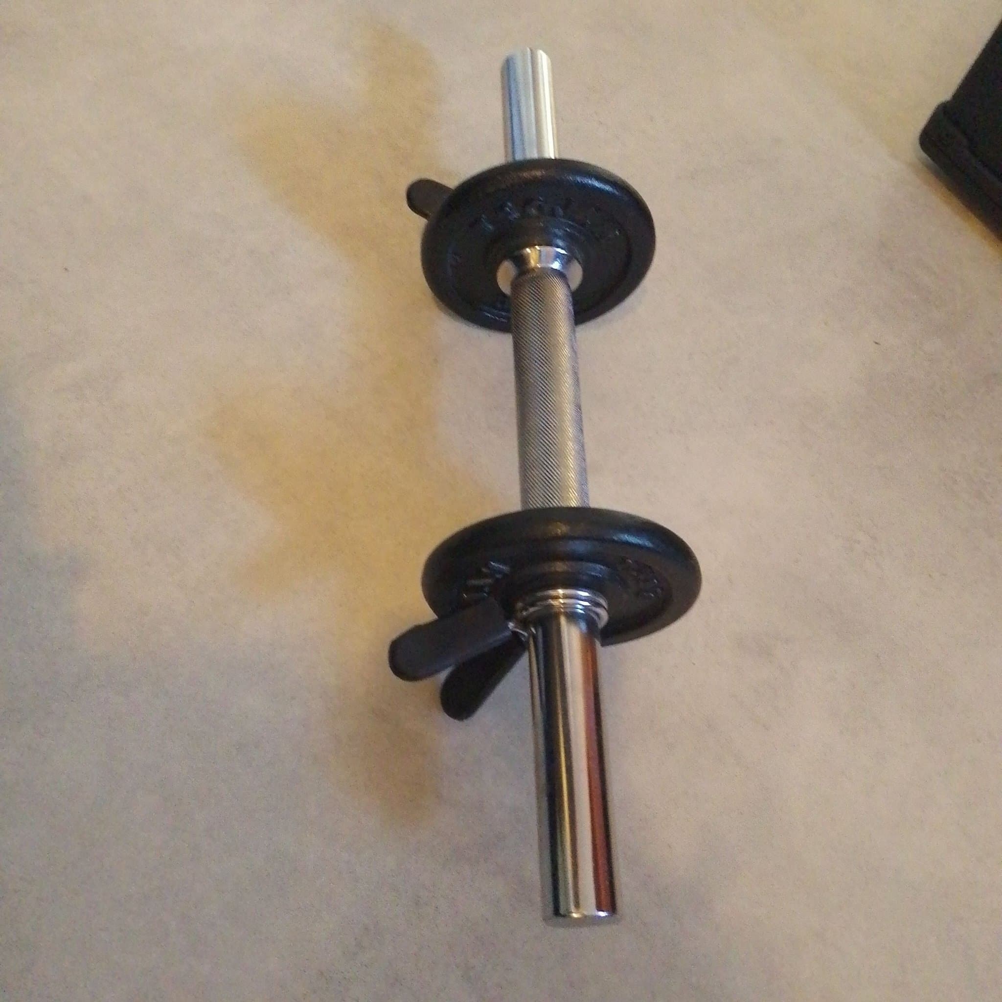 Hantelstång med TROJAN vikter 2x0,5. Stång och 2 st. Klämmor.