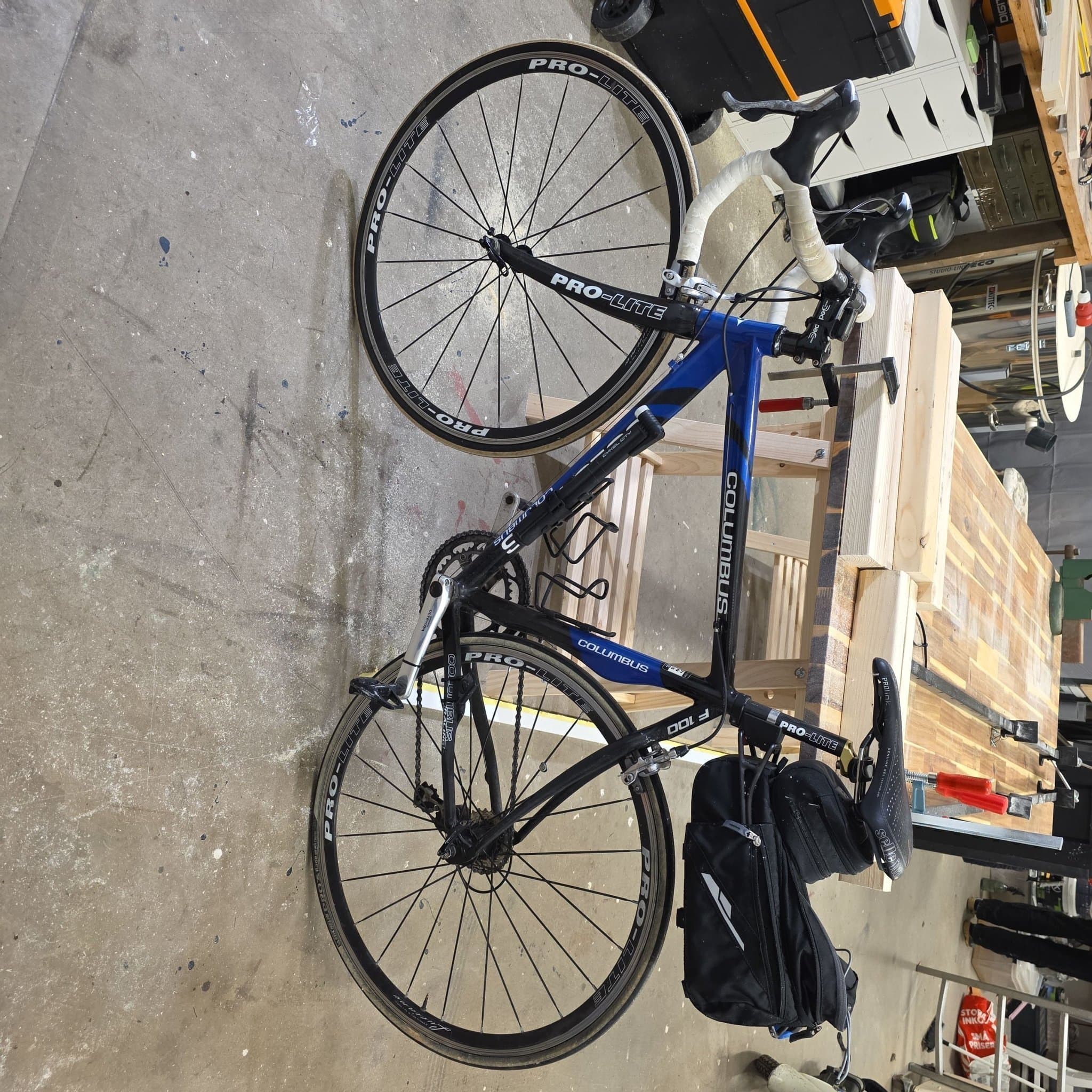 Columbus landsvägscykel - Pro-Lite
