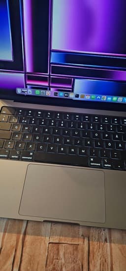 MacBook Pro 14-tum M2 Pro 16GB RAM