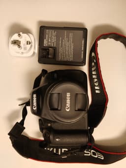 Canon EOS 600D systemkamera