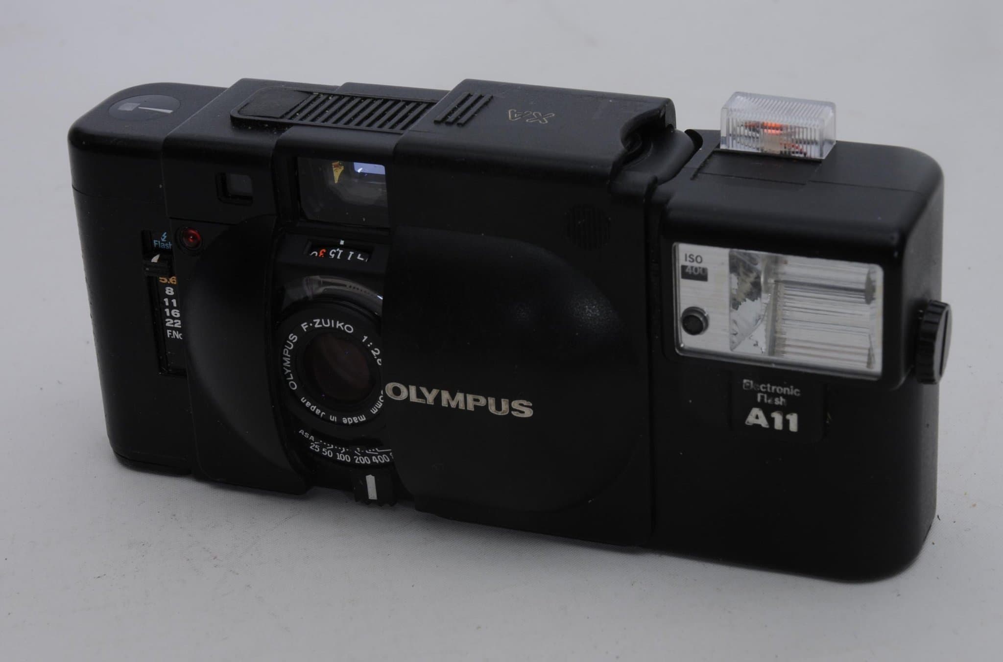 Olympus Kamera XA med blixt A11