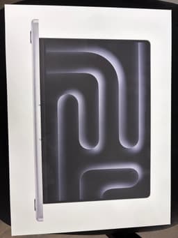 Apple MacBook Pro 14" M5 Pro chip 24 GB RAM 1 TB lagring