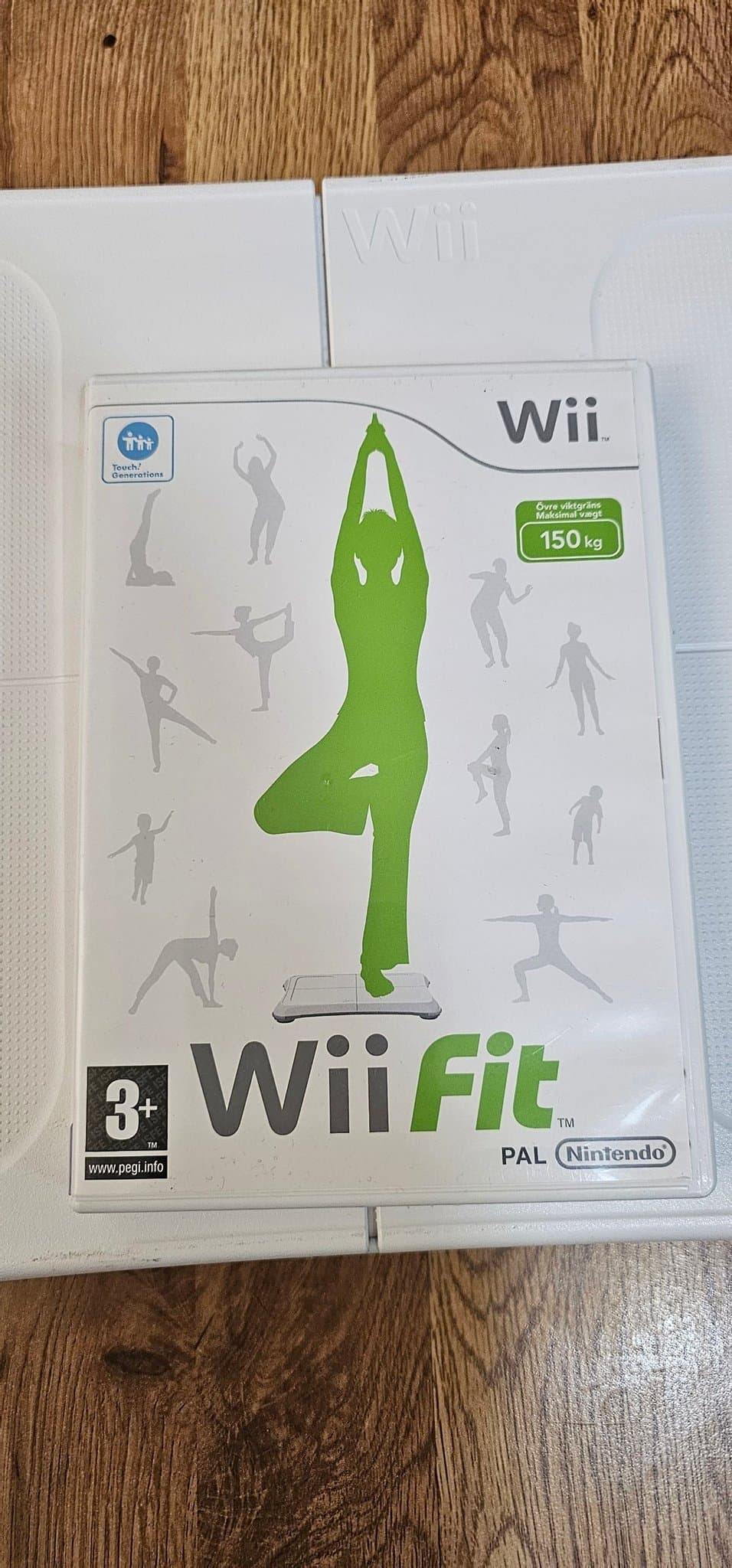 Wii Fit med balansbräda och spel