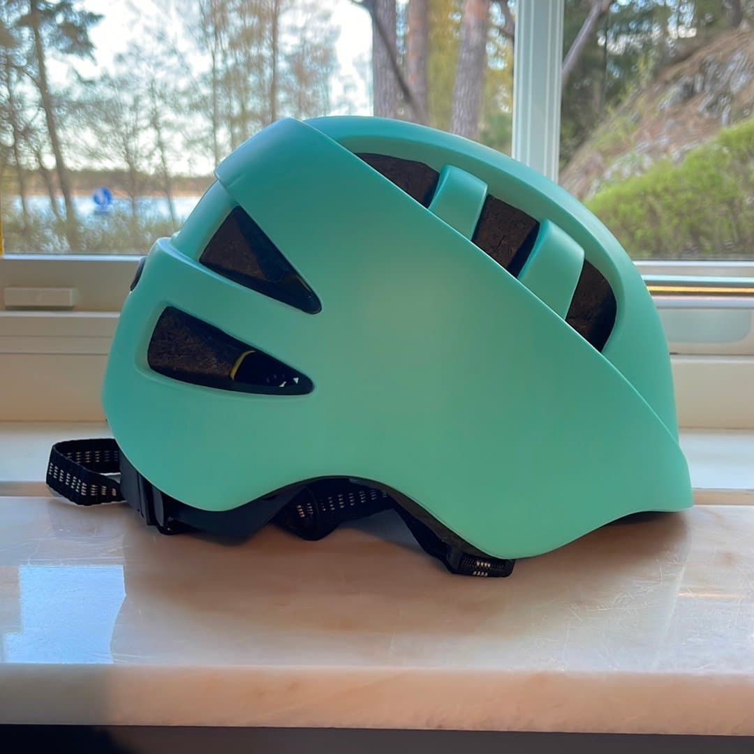 Cykelhjälm storlek M (52-56 cm)