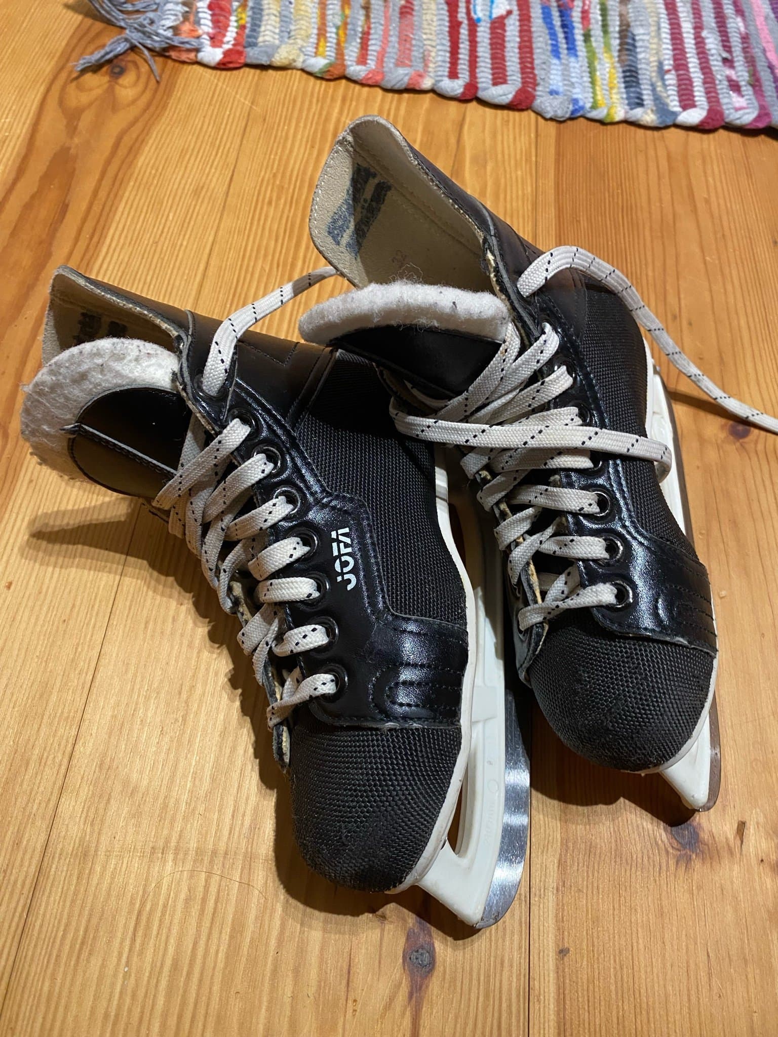 Skridskor JOFA, storlek 32
