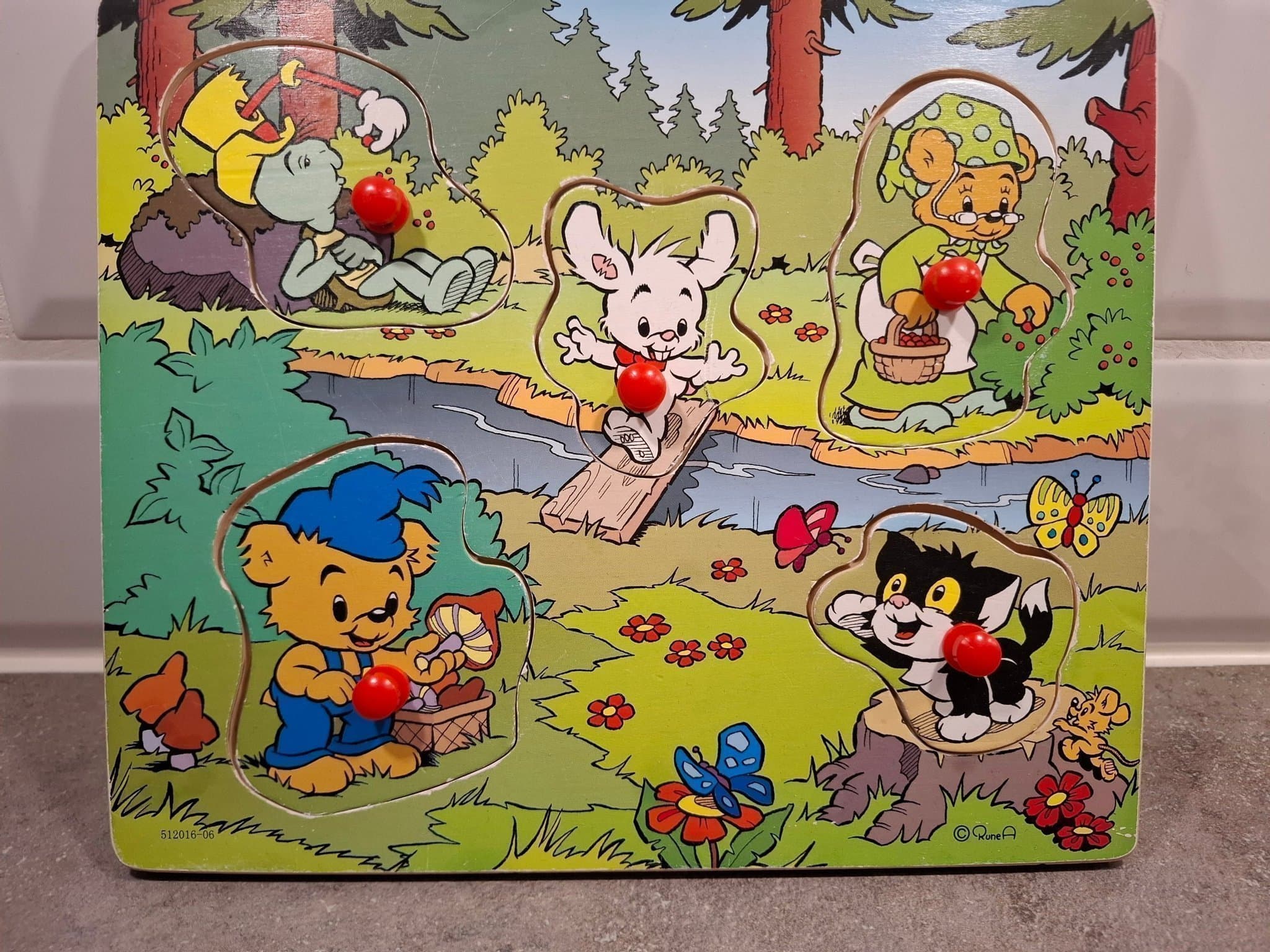 Bamse knoppussel I trä