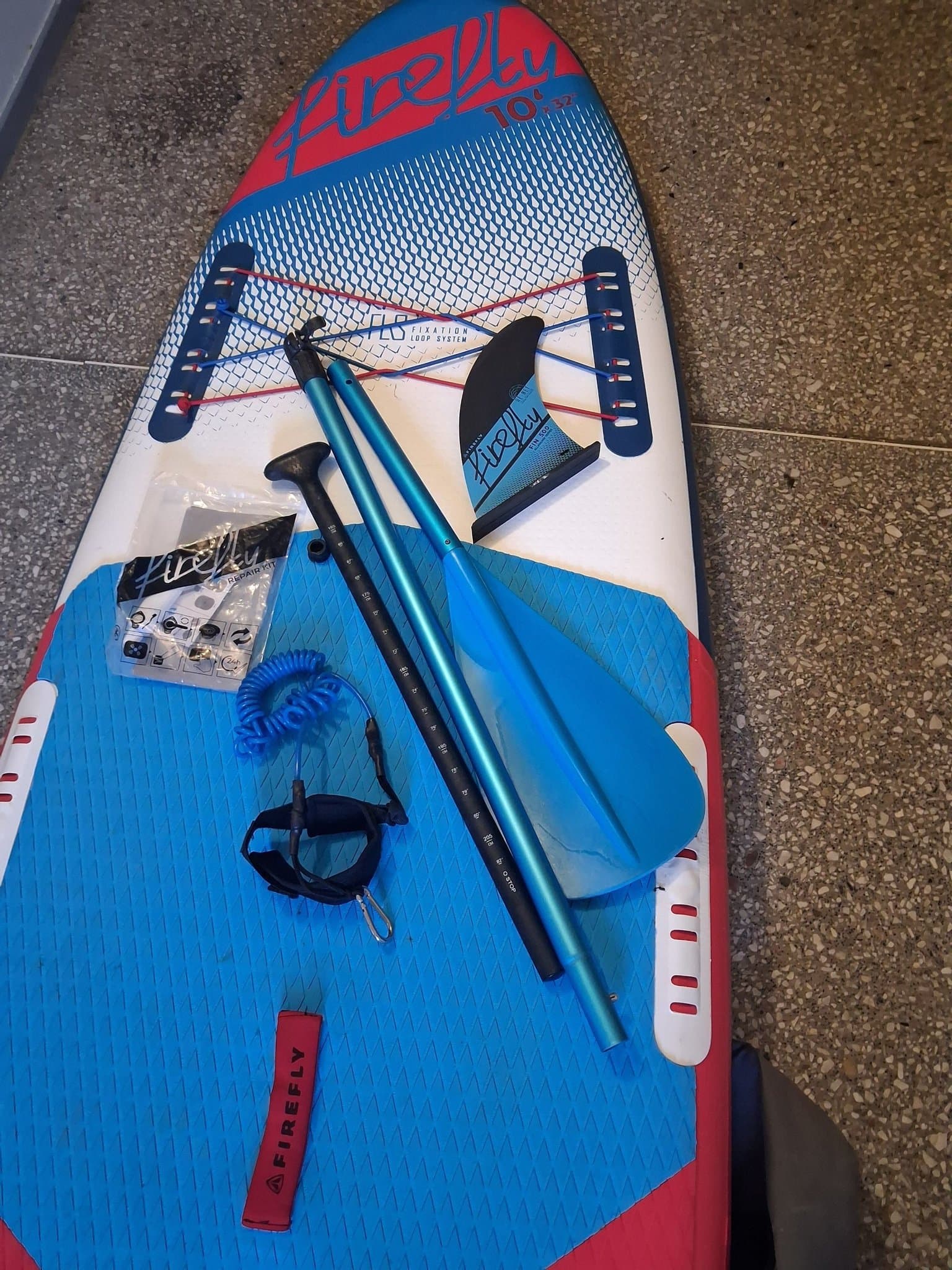 Firefly SUP-bräda iSUP 300 II med paddel och pump